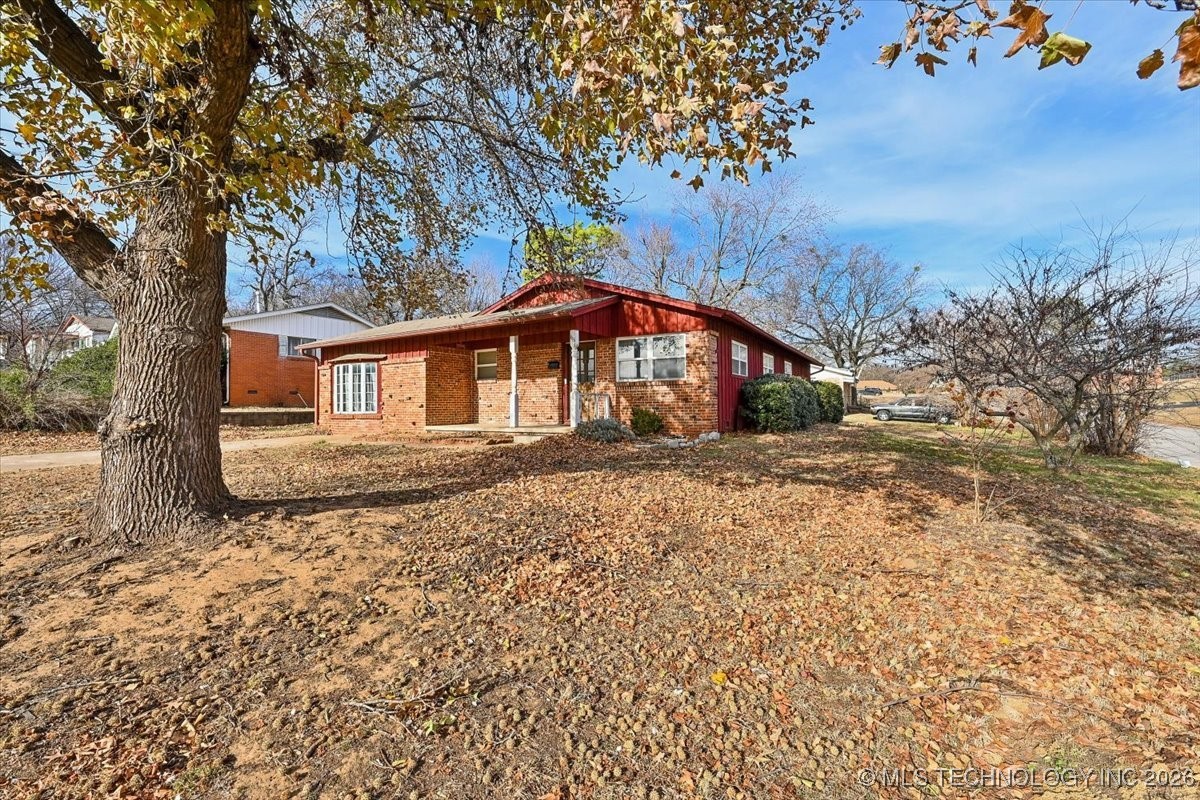 1115 Forest Drive Property Photo 3