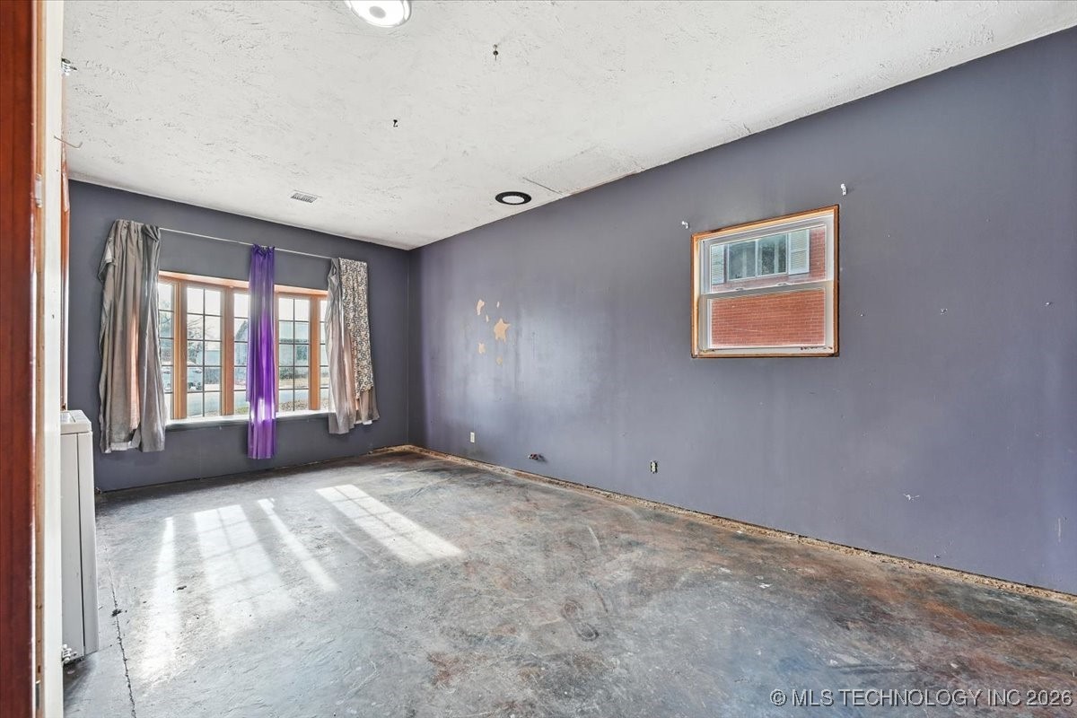 1115 Forest Drive Property Photo 13