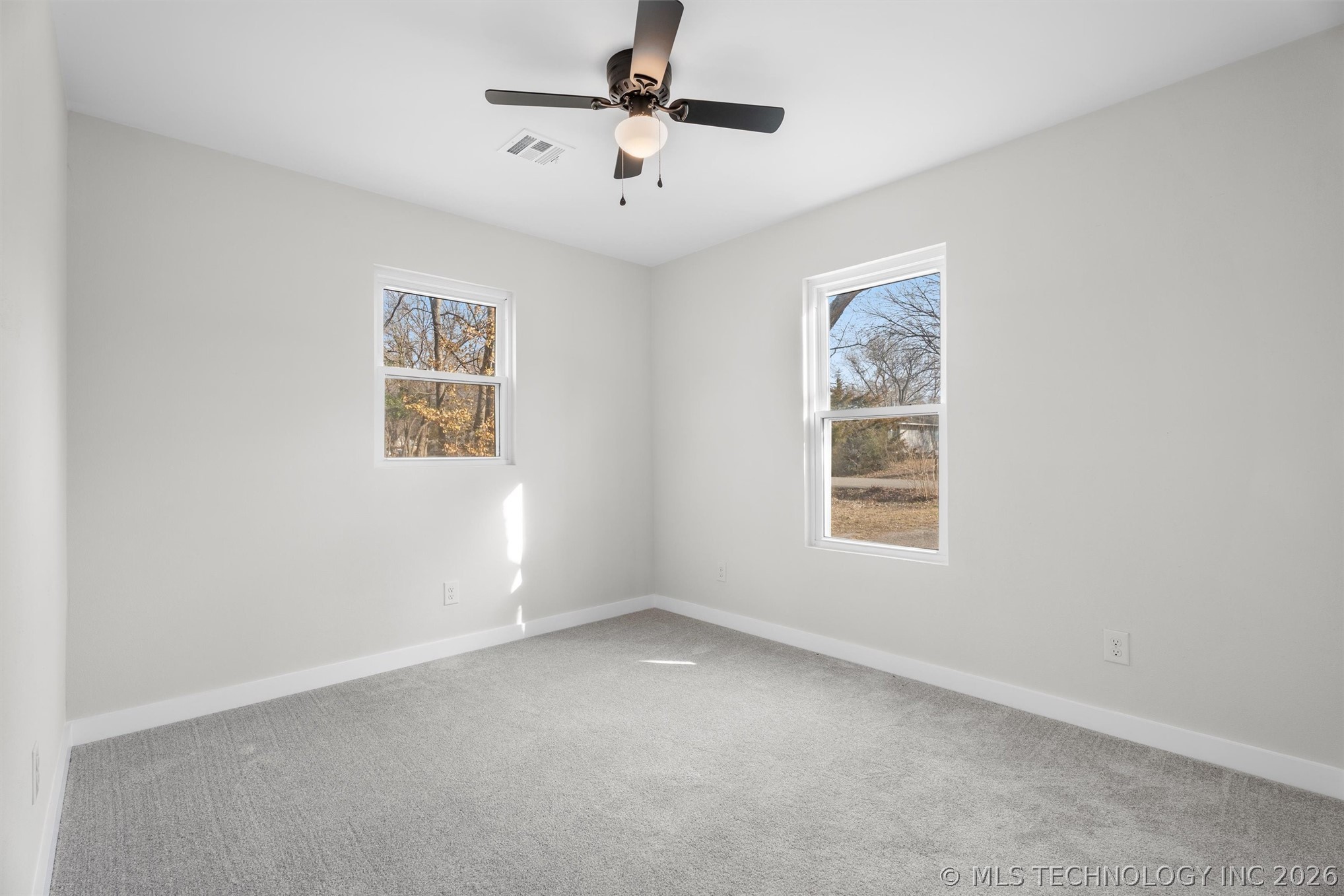 1625 East Drive Property Photo 18