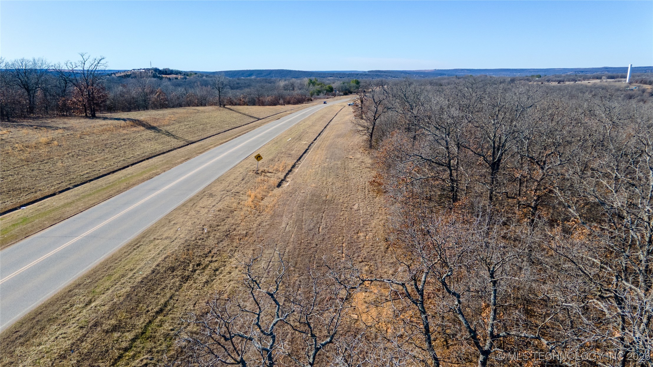 4970 Nw 52nd Avenue Property Photo 3