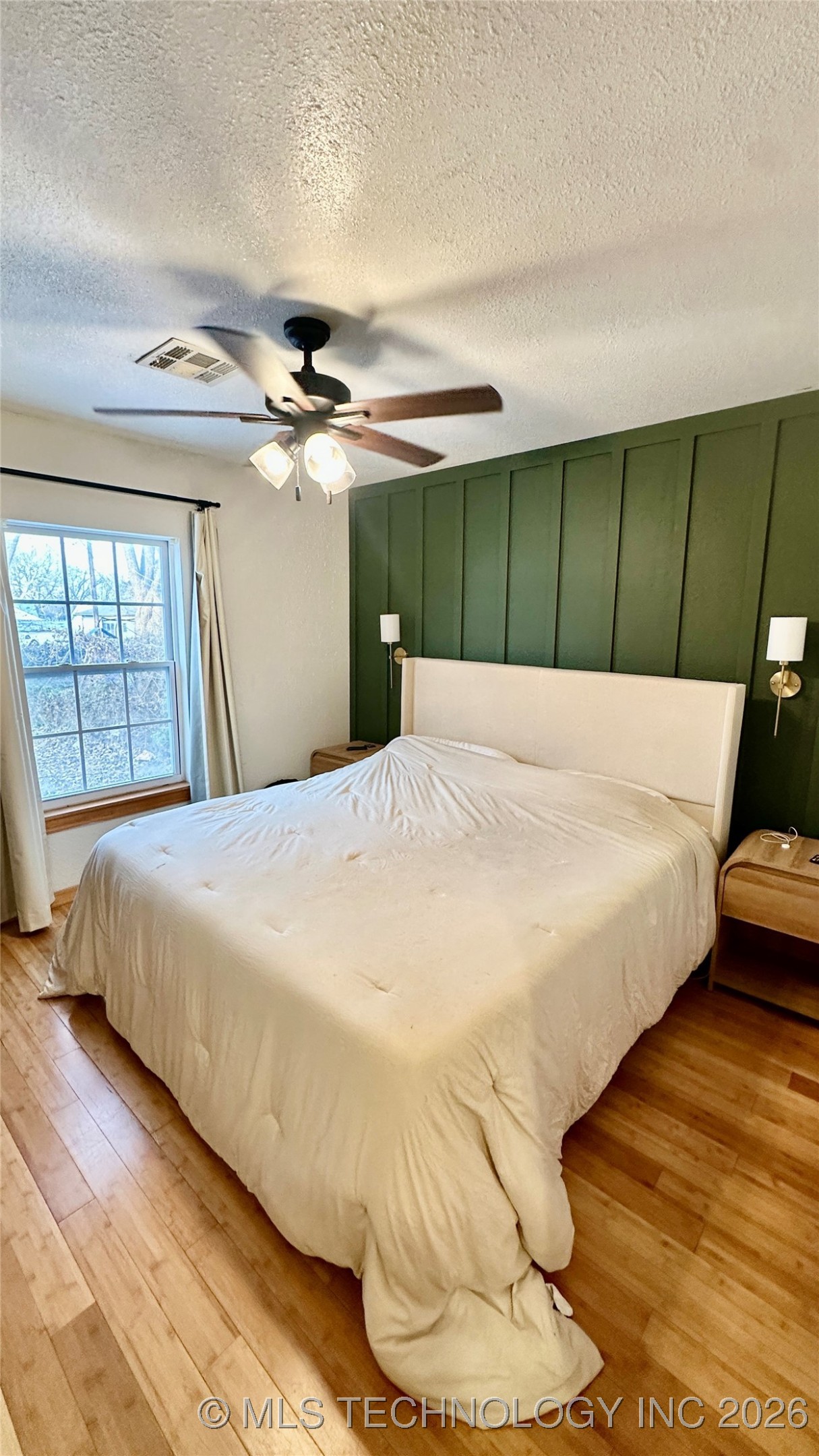 804 E 16th Property Photo 16