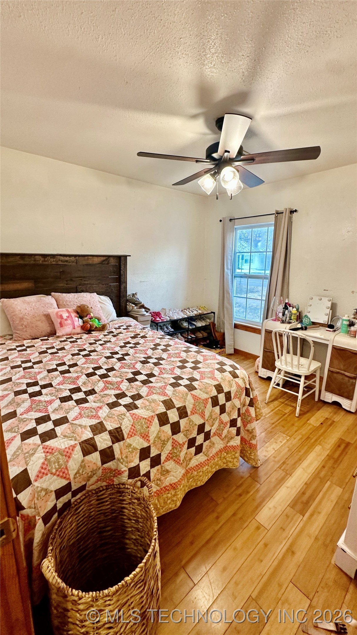 804 E 16th Property Photo 19