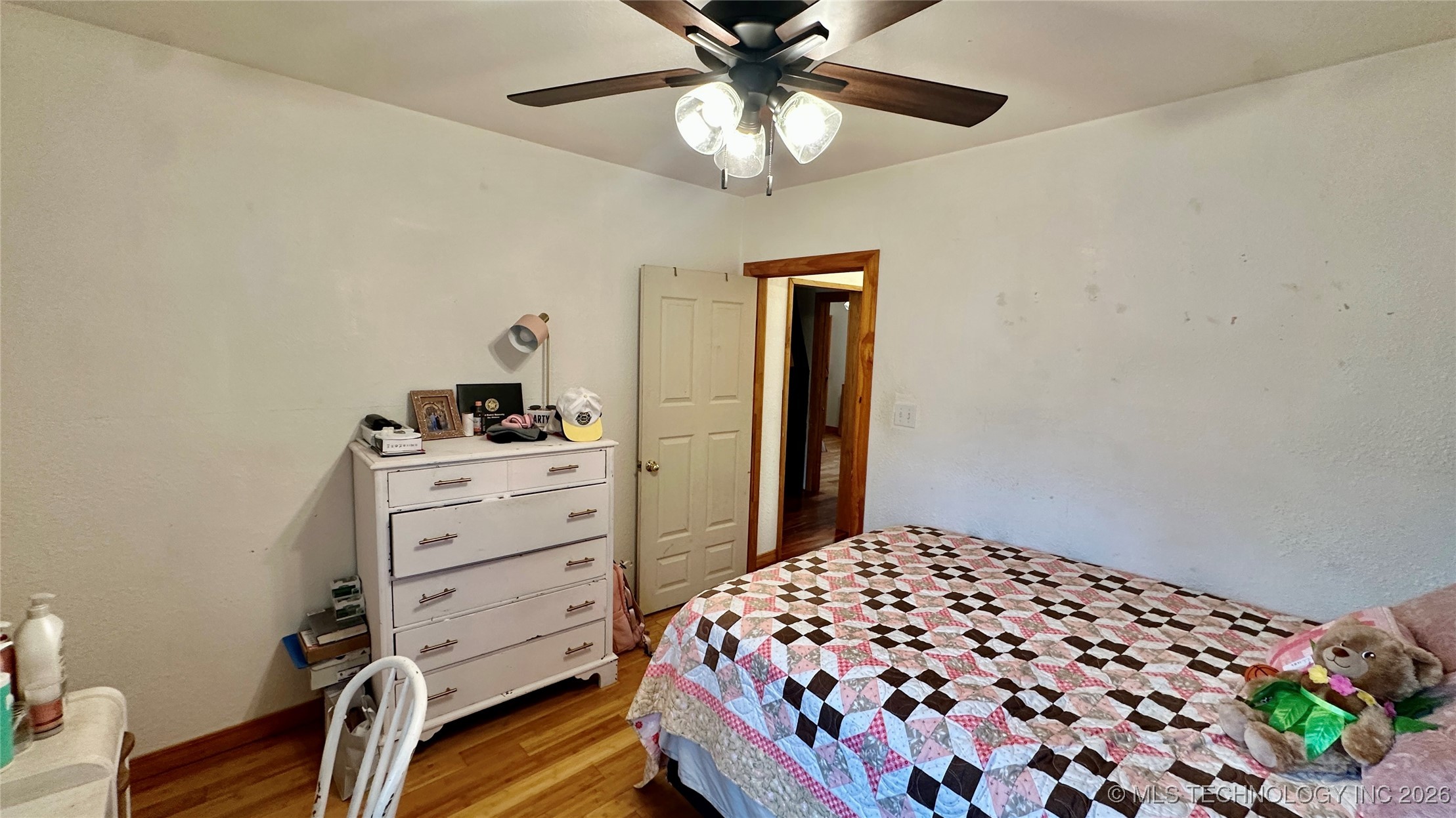 804 E 16th Property Photo 20