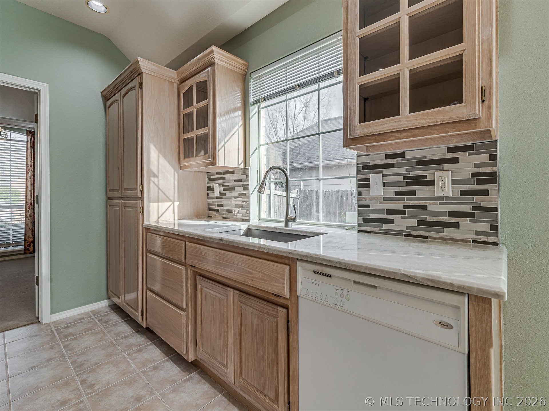 209 S Firewood Avenue Property Photo 15