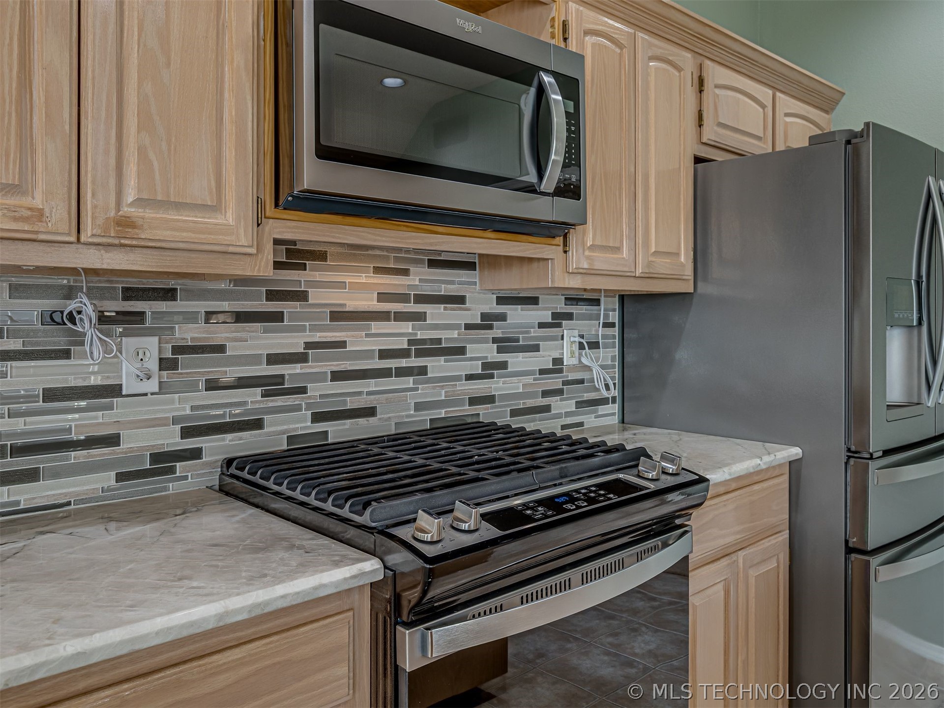 209 S Firewood Avenue Property Photo 18