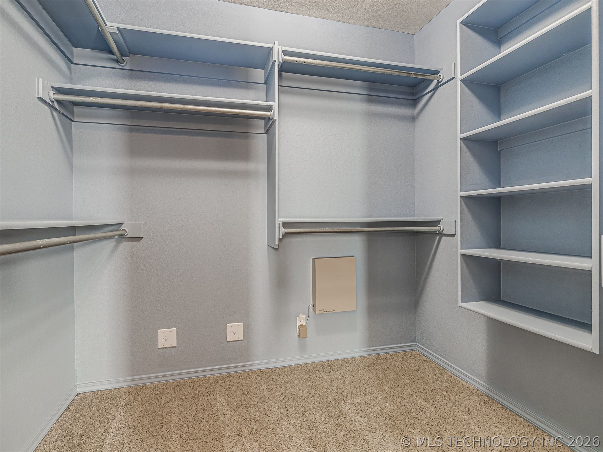209 S Firewood Avenue Property Photo 28