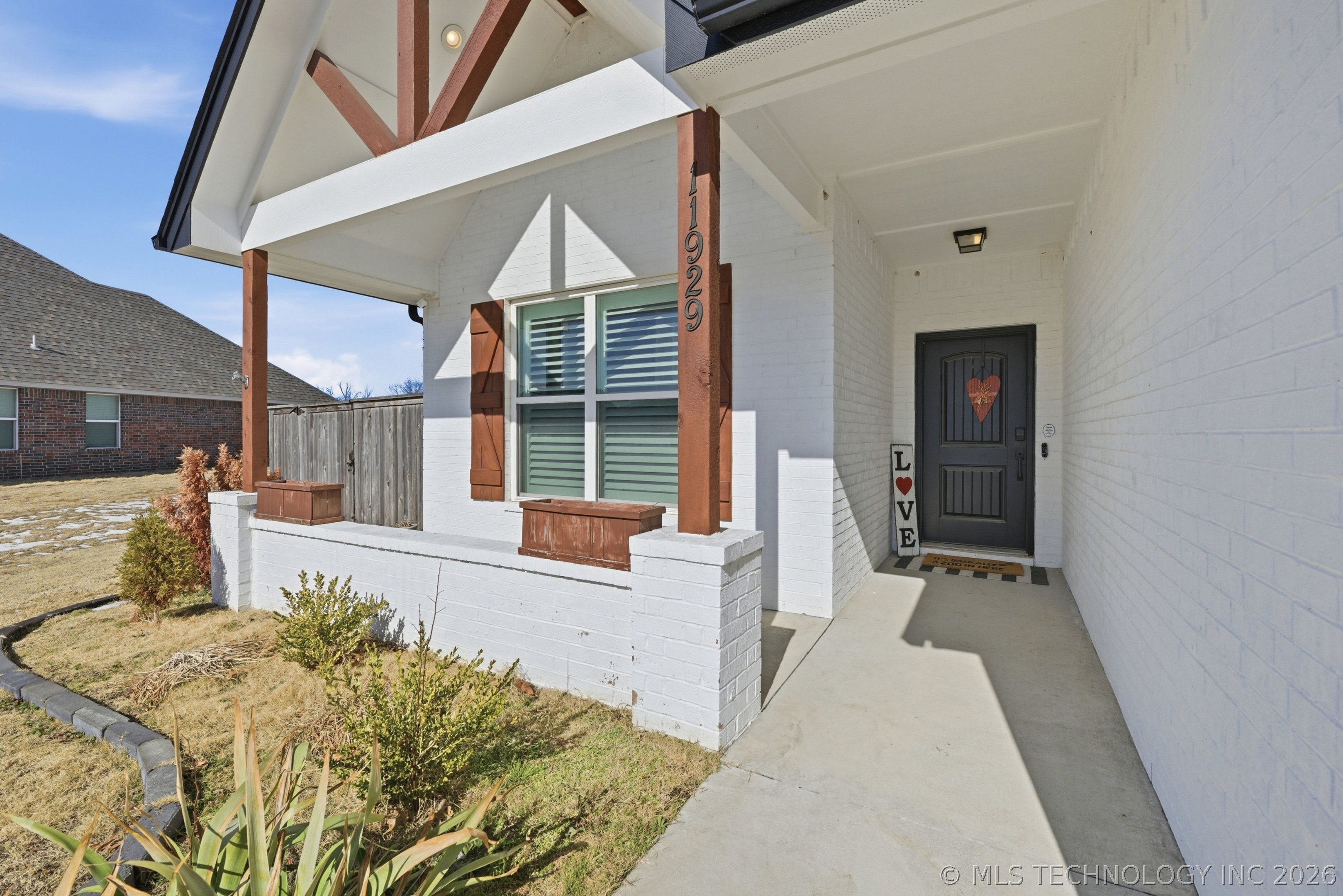 11929 N 131st East Avenue Property Photo 3