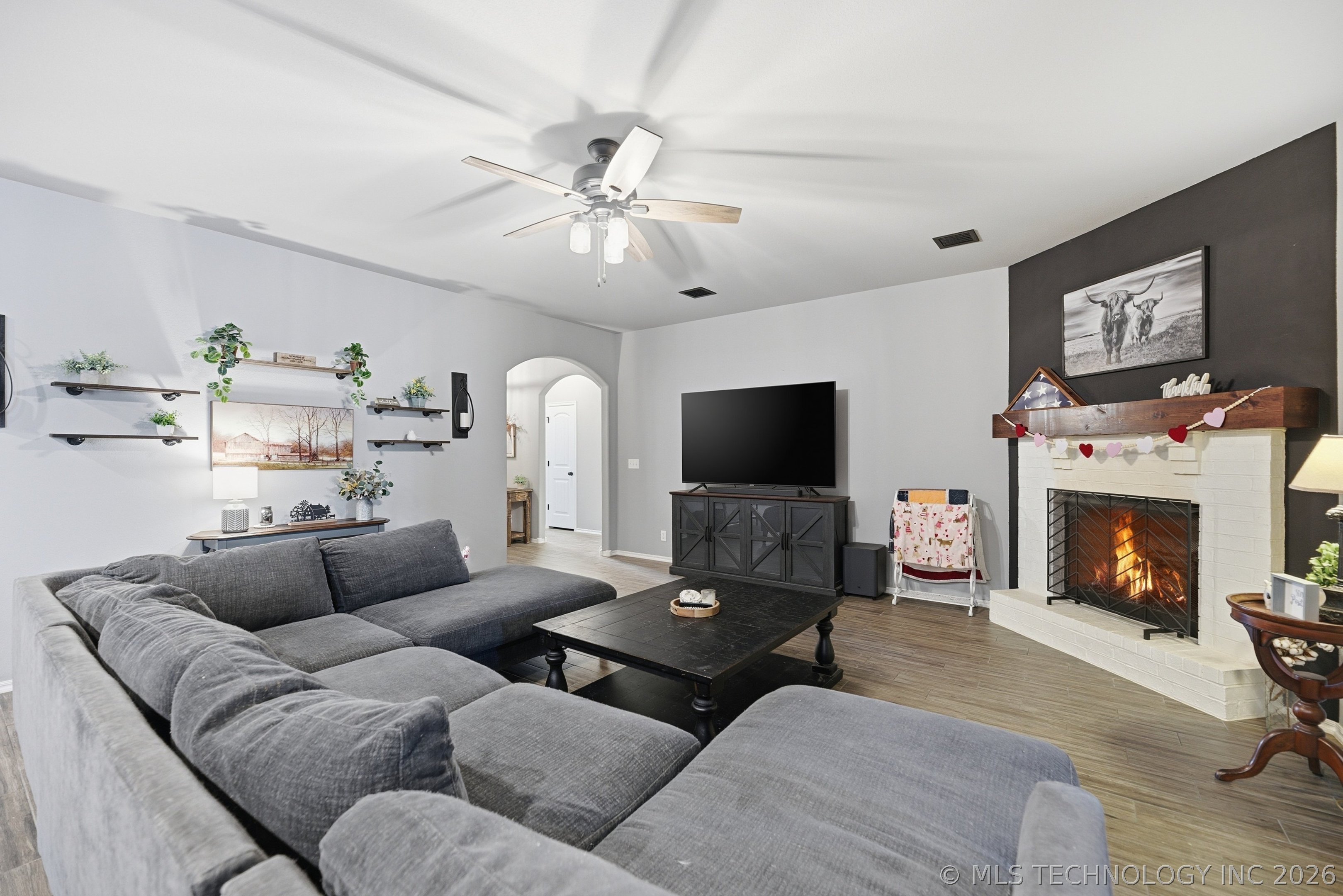 11929 N 131st East Avenue Property Photo 8