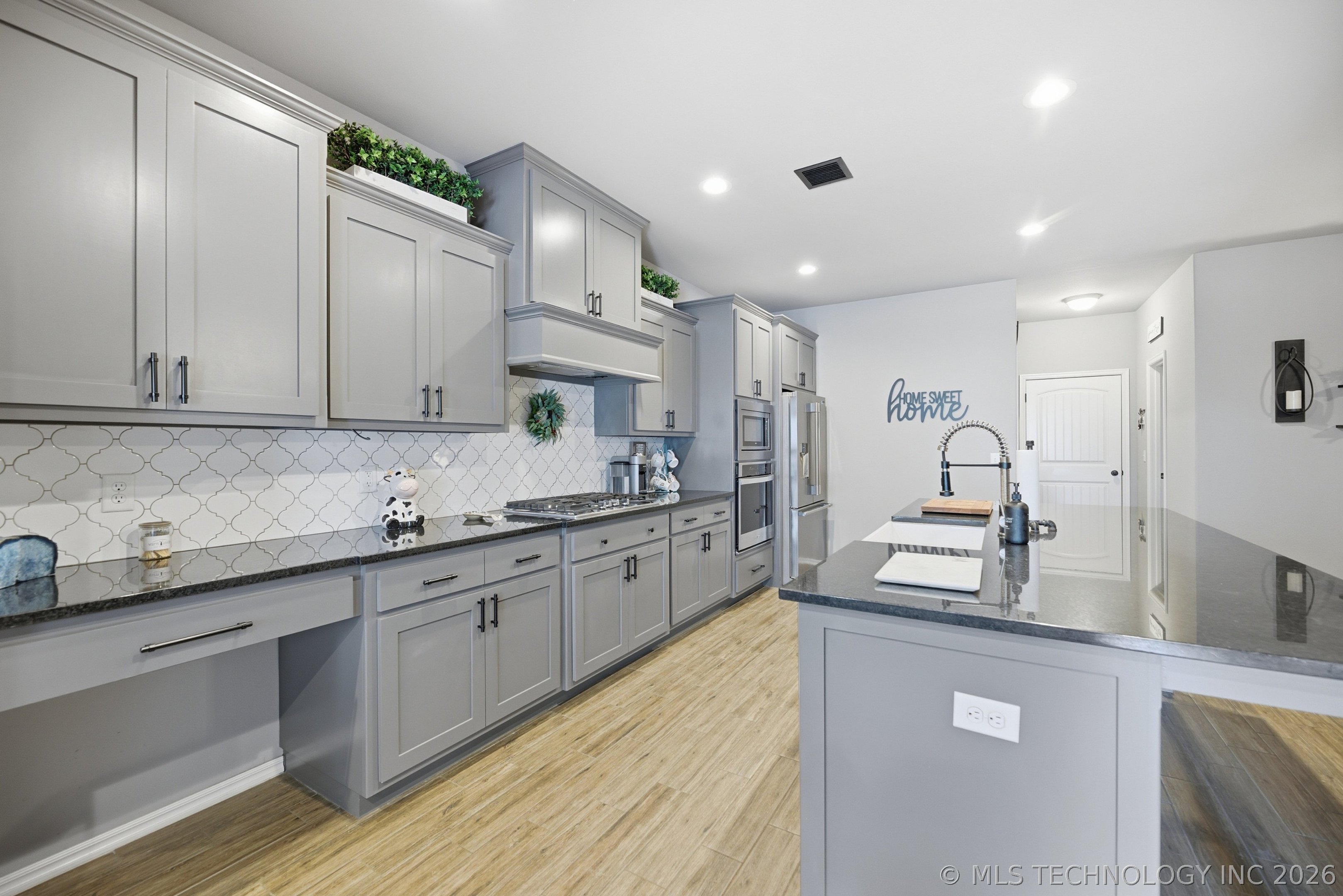 11929 N 131st East Avenue Property Photo 15