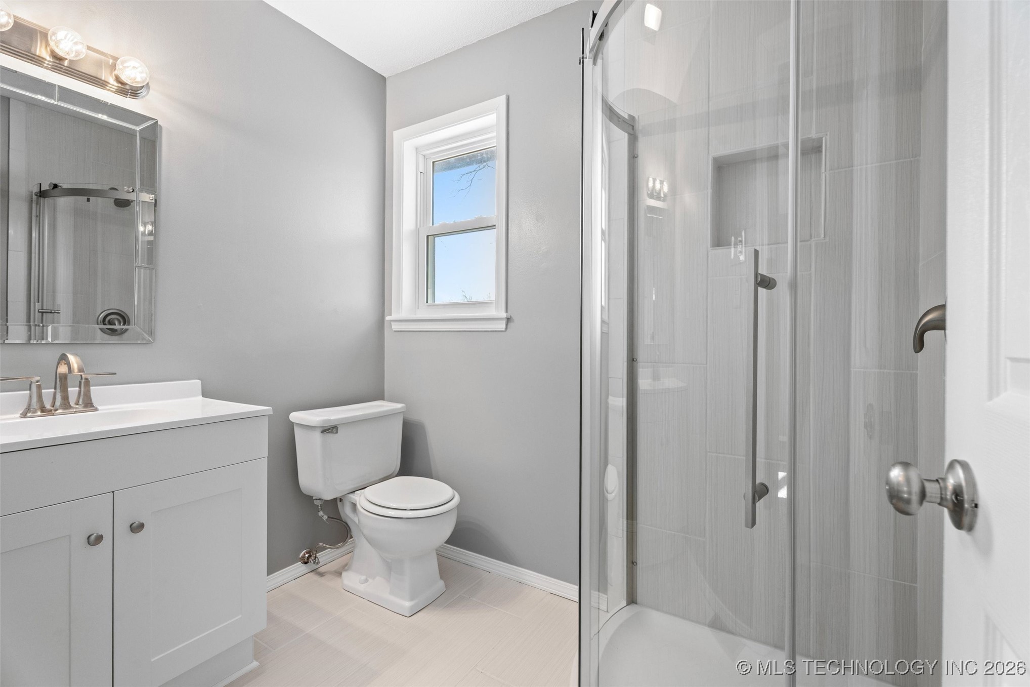 426 W 6th Street Property Photo 7