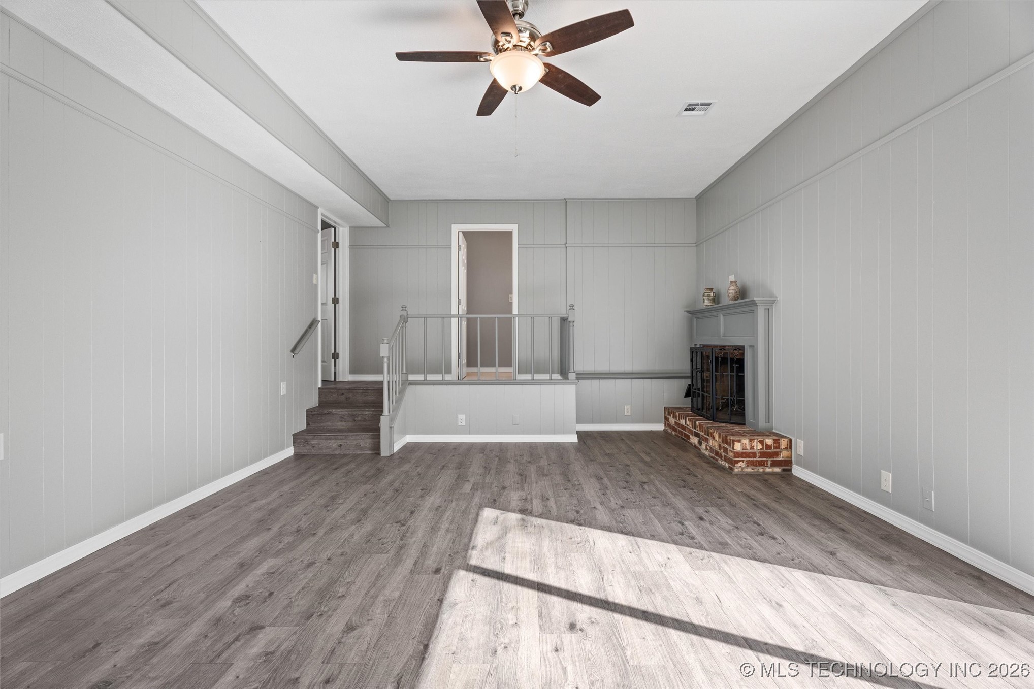 426 W 6th Street Property Photo 13