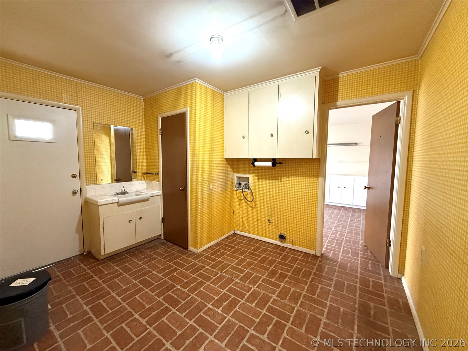 3710 E 43rd Place Property Photo 19