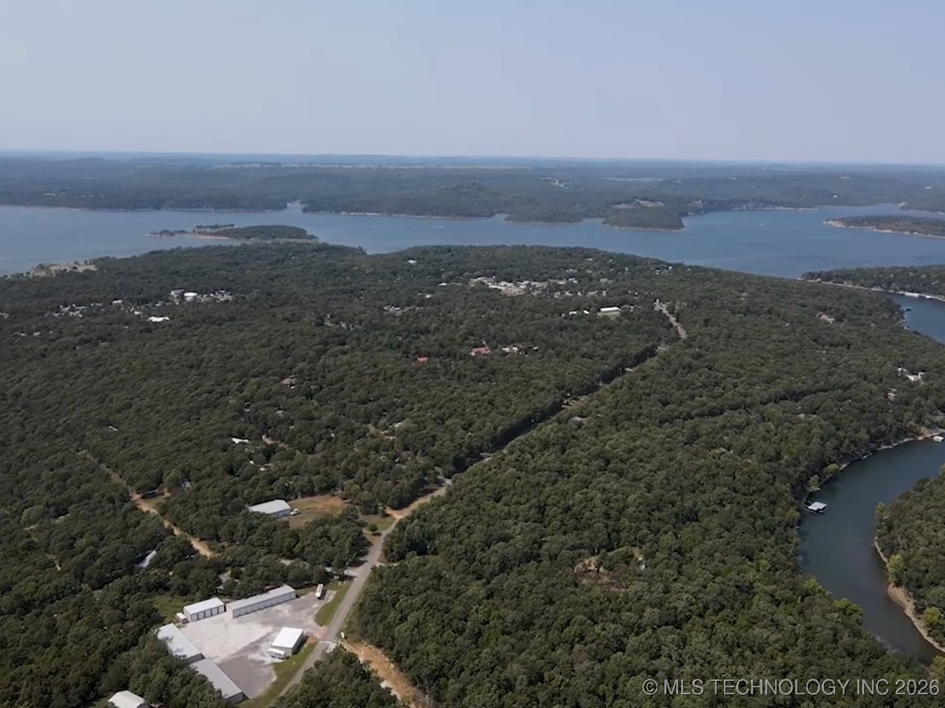 20526 S Chicken Creek Road Property Photo 2