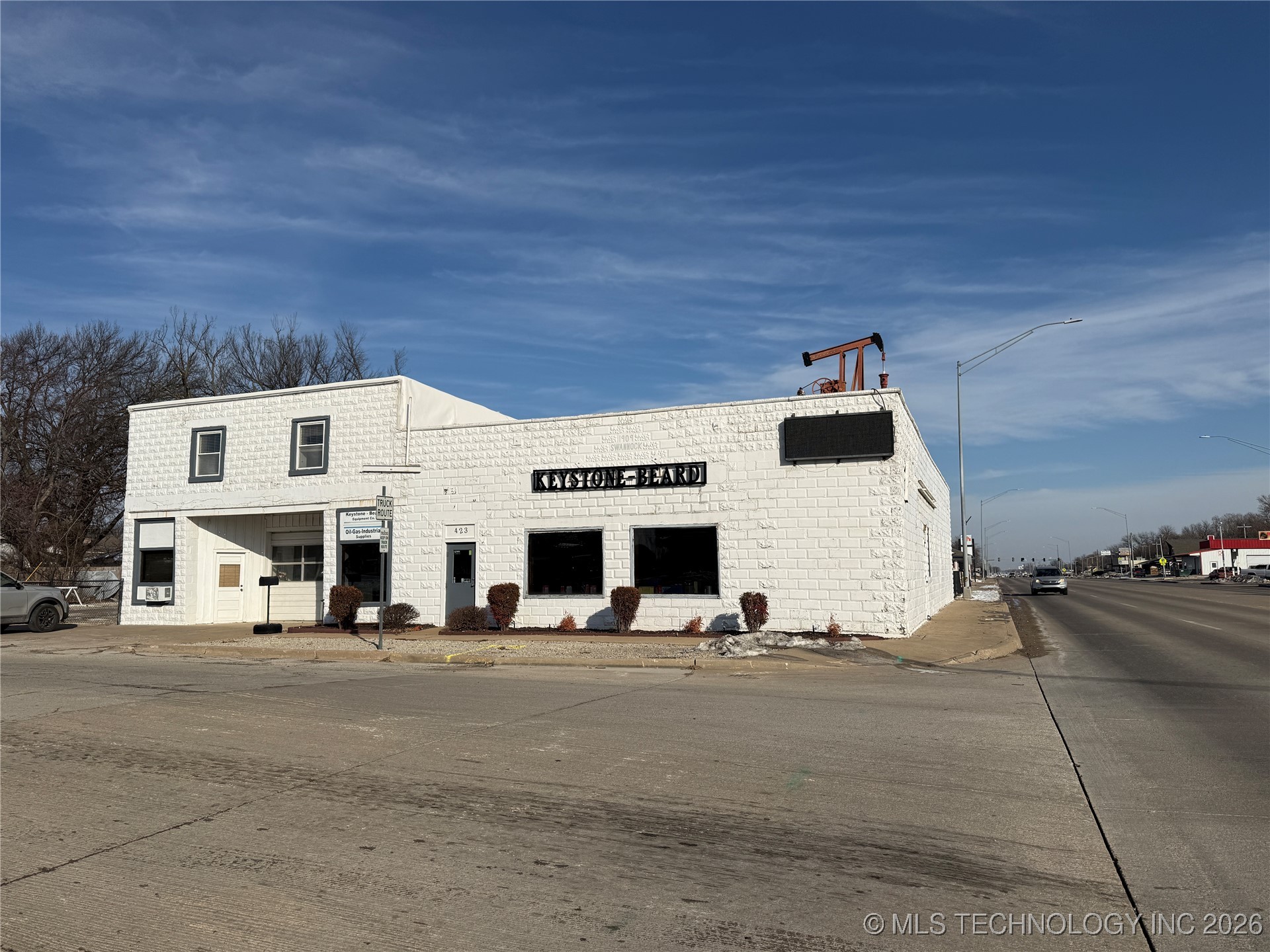 423 E 9th Street Property Photo 29