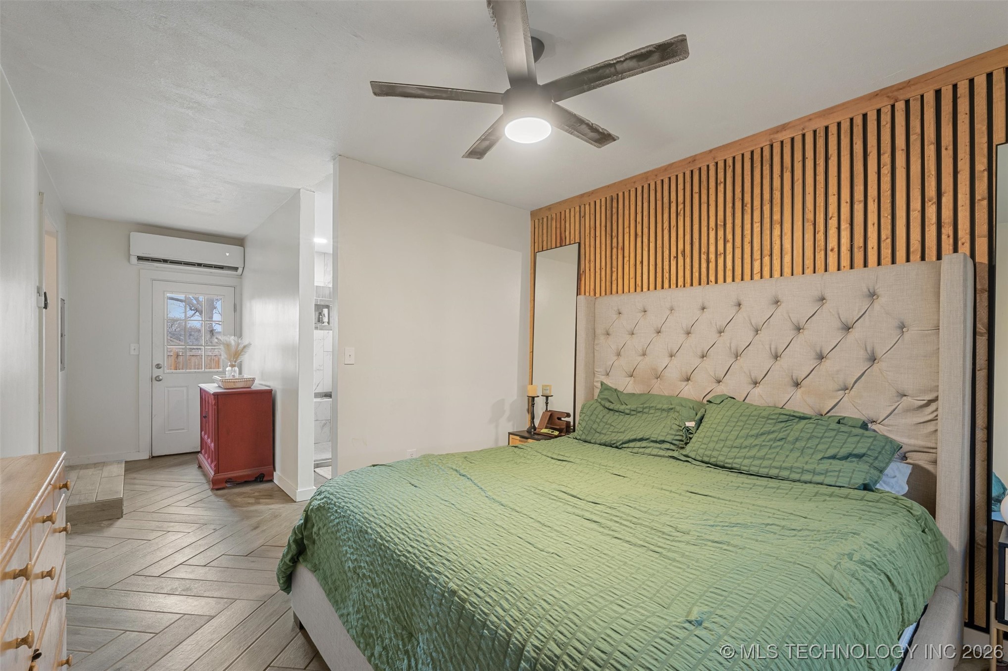 2401 Grandview Avenue Property Photo 16