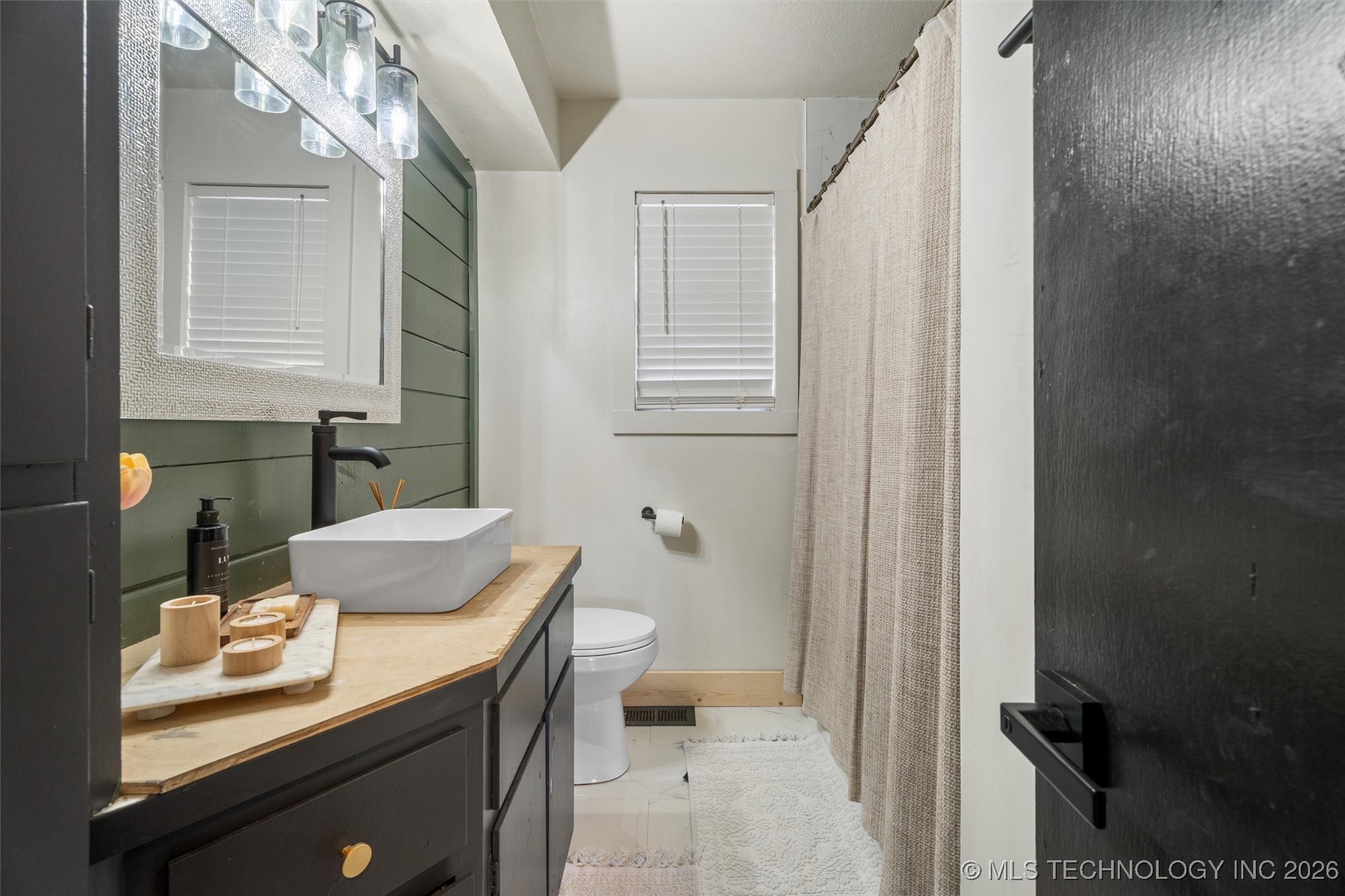 2401 Grandview Avenue Property Photo 23