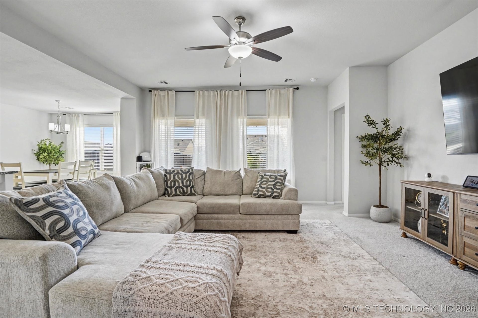 3131 W Yuma Court S Property Photo 4