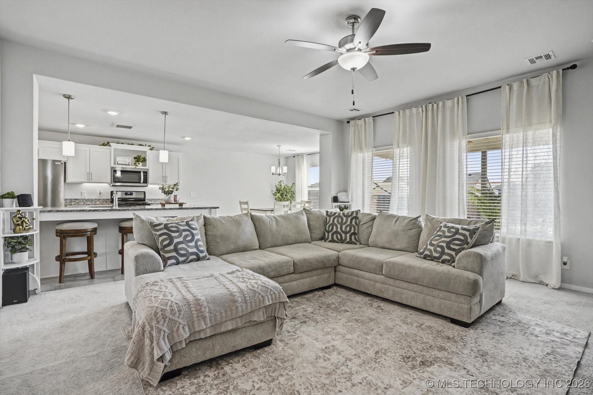 3131 W Yuma Court S Property Photo 5