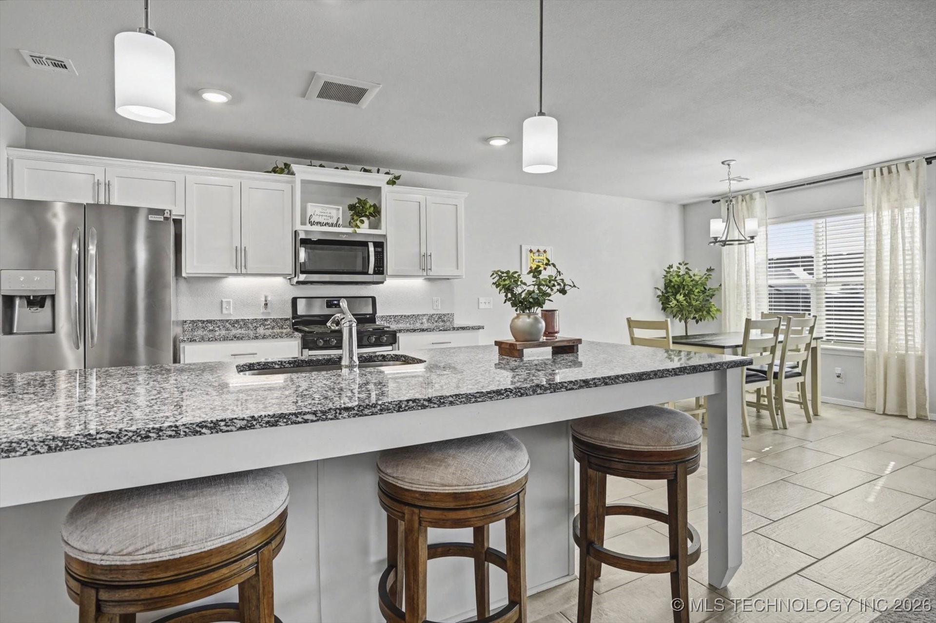 3131 W Yuma Court S Property Photo 8