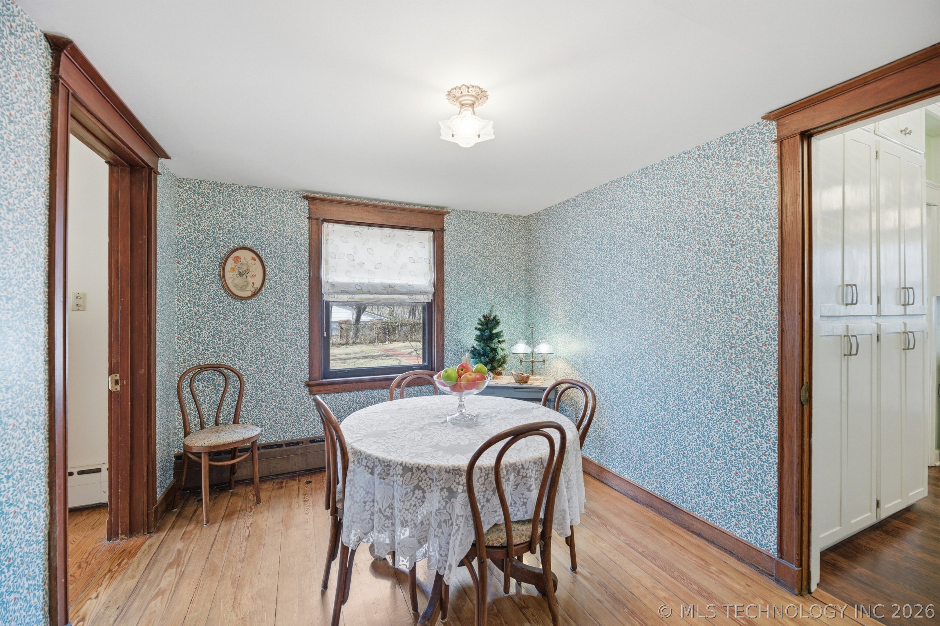 535 N 13th Property Photo 9