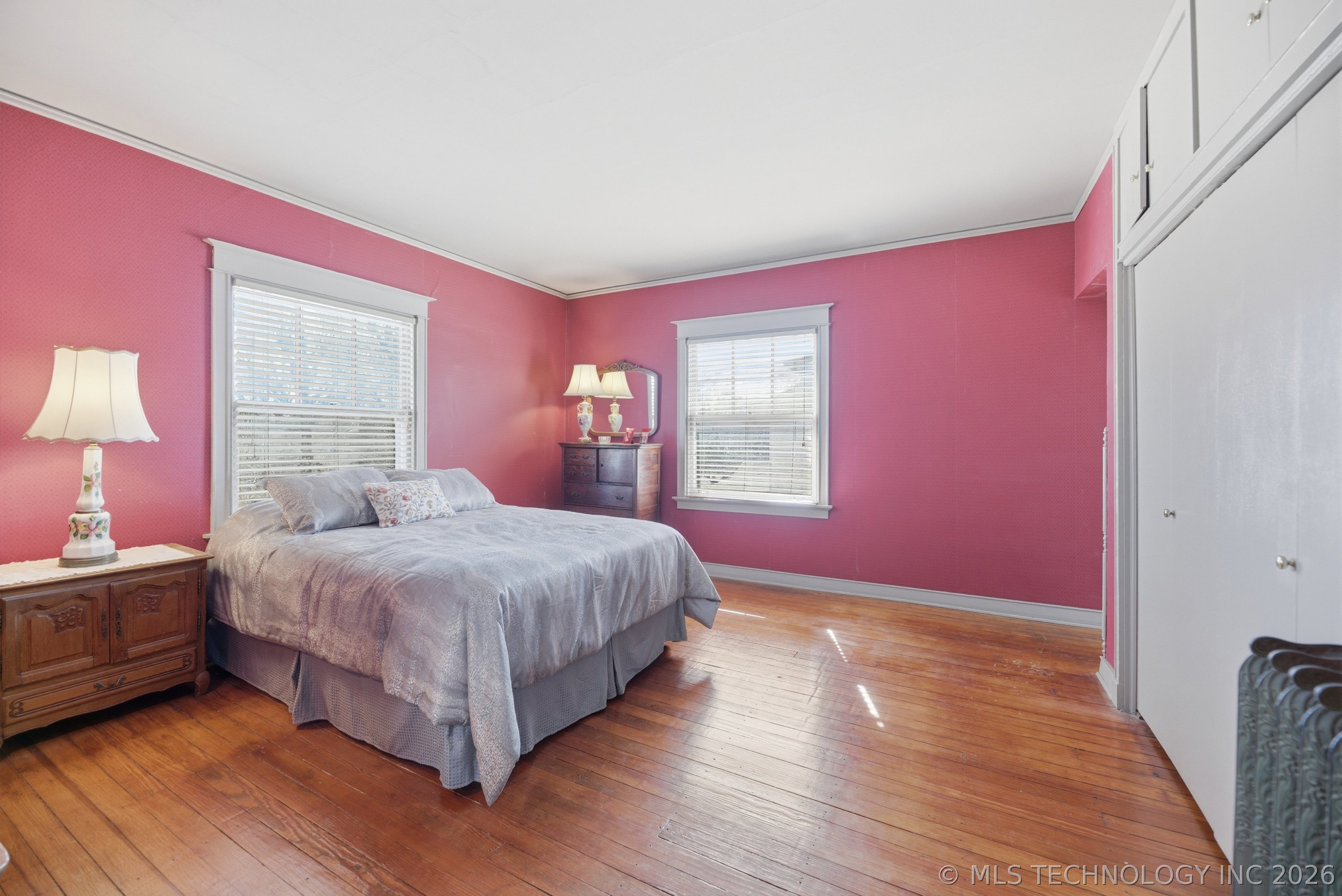 535 N 13th Property Photo 23