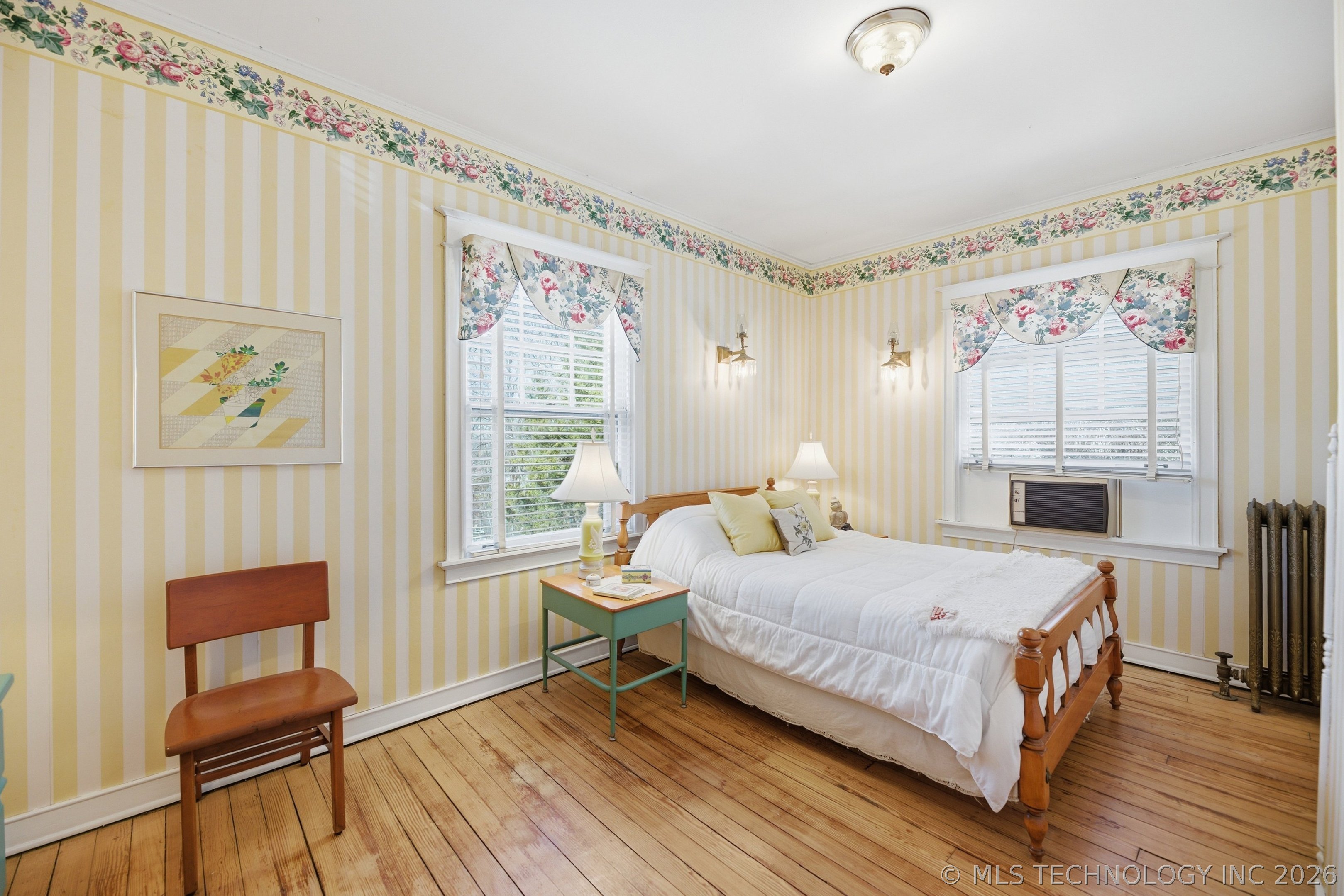 535 N 13th Property Photo 27