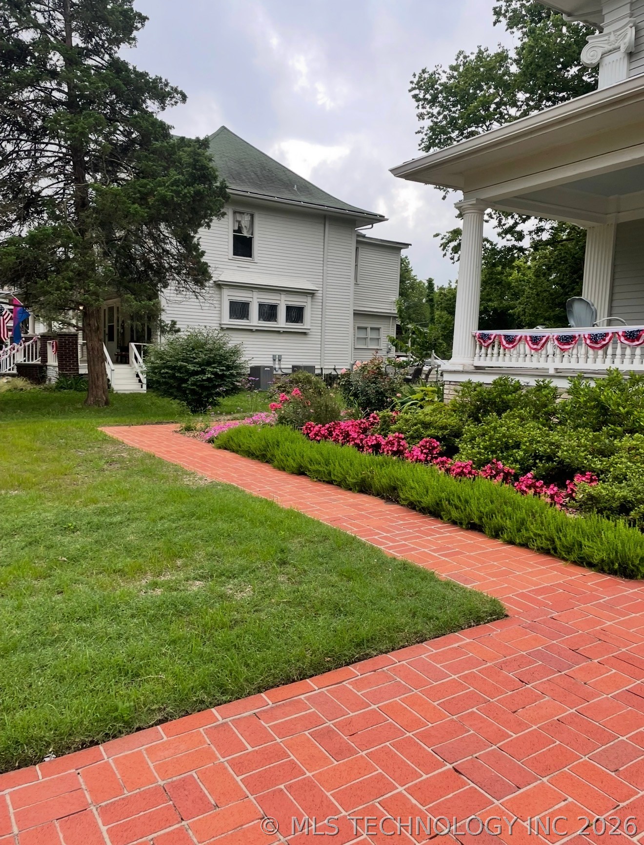 535 N 13th Property Photo 44