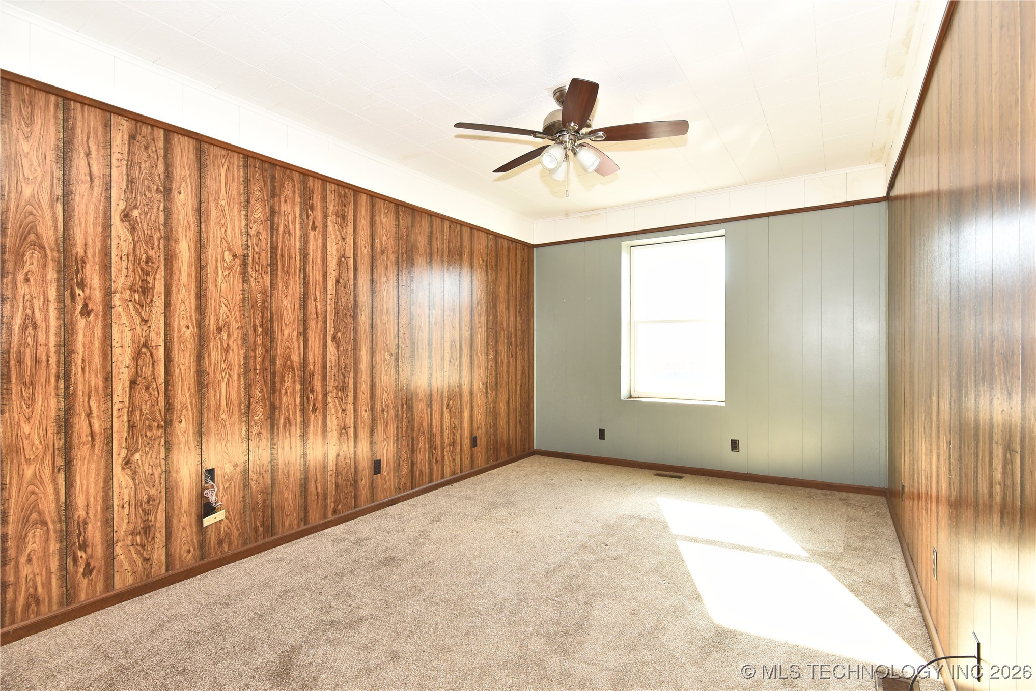 105 W Main Street Property Photo 15