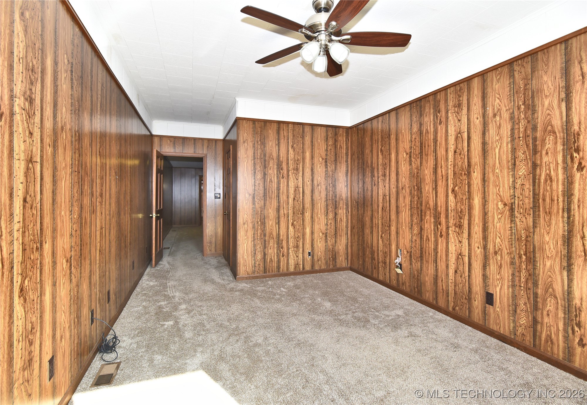 105 W Main Street Property Photo 17