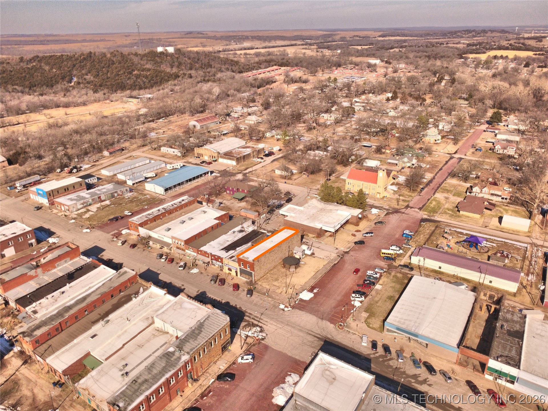 105 W Main Street Property Photo 27