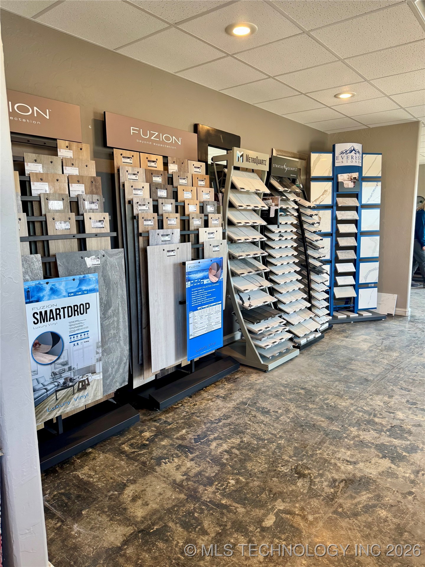 2046 N George Nigh Expressway Property Photo 3