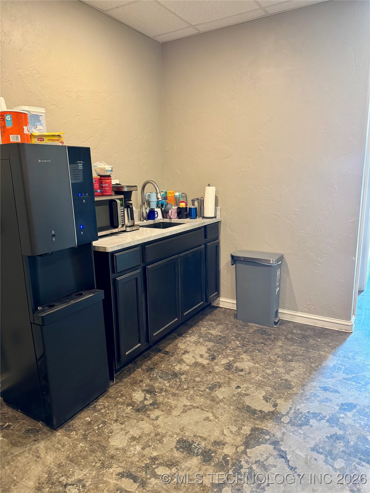 2046 N George Nigh Expressway Property Photo 8