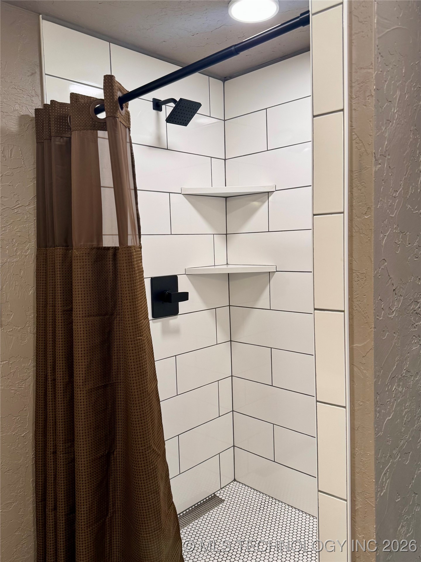 2046 N George Nigh Expressway Property Photo 18