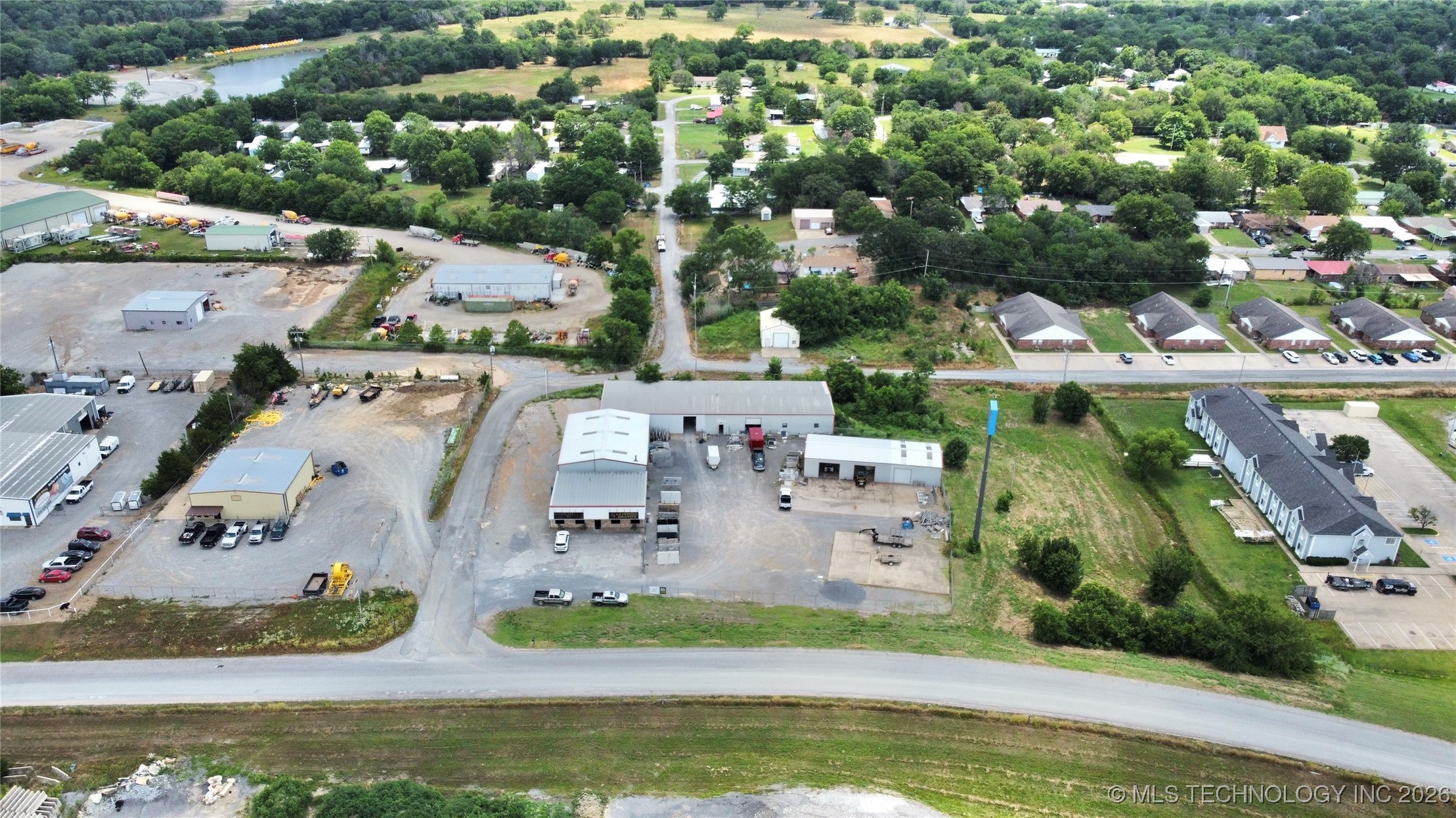 2046 N George Nigh Expressway Property Photo 20