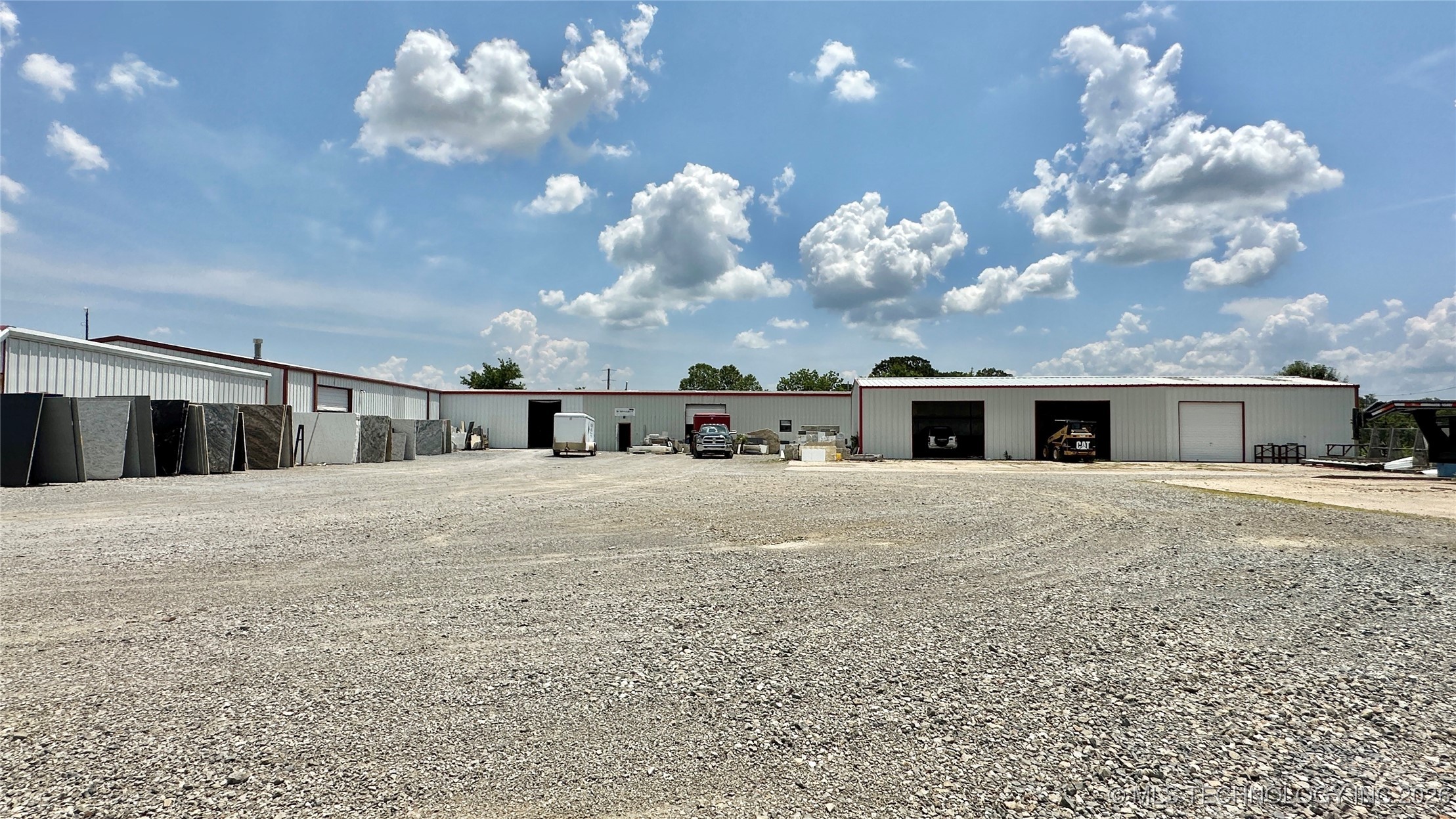 2046 N George Nigh Expressway Property Photo 23