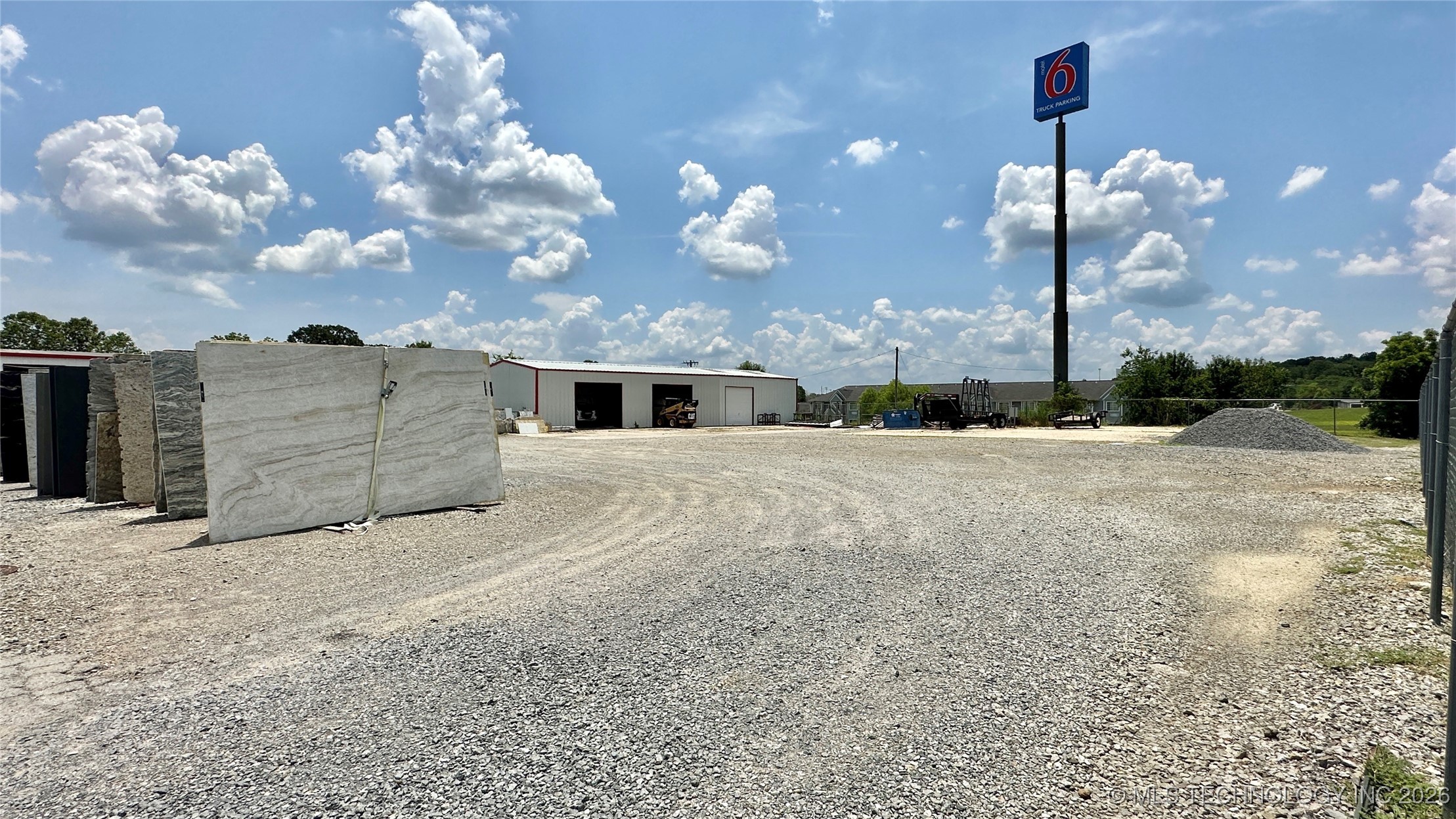 2046 N George Nigh Expressway Property Photo 24