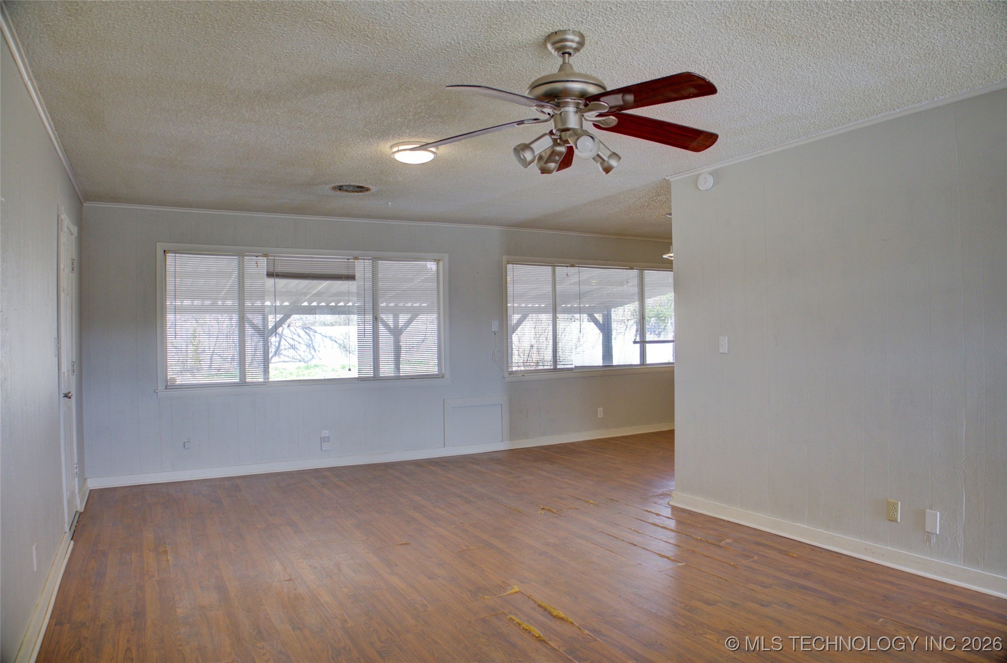 6781 E 26th Place Property Photo 6