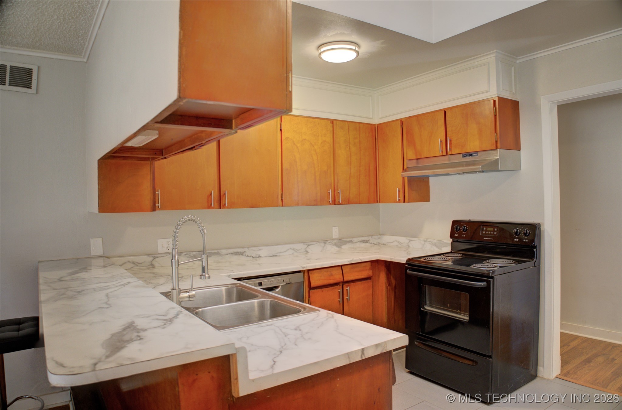 6781 E 26th Place Property Photo 16