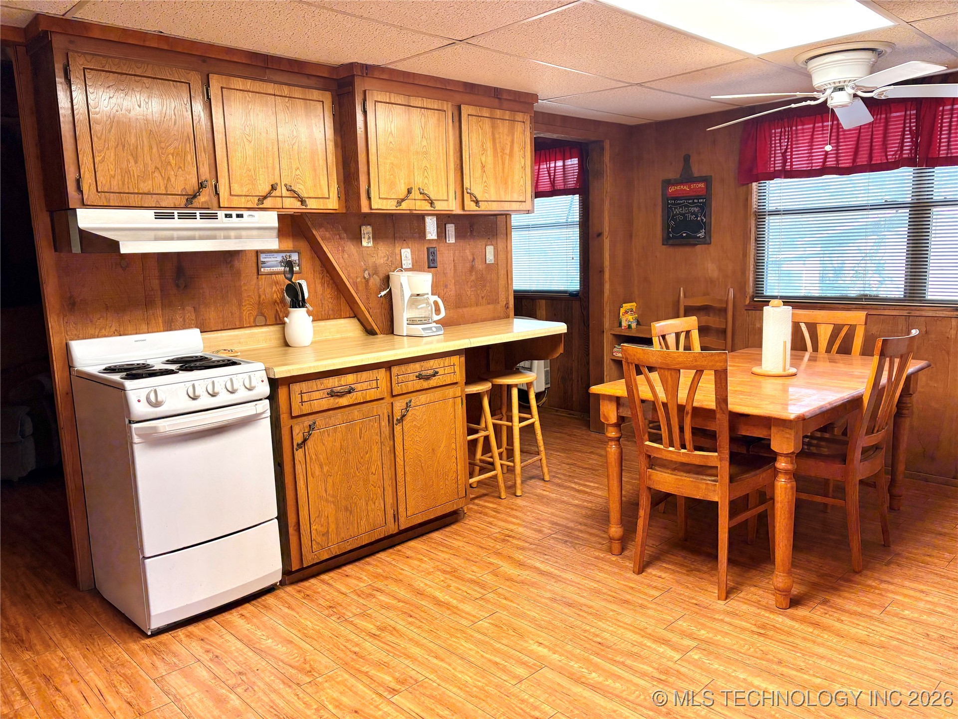 979 County Line Road Property Photo 23