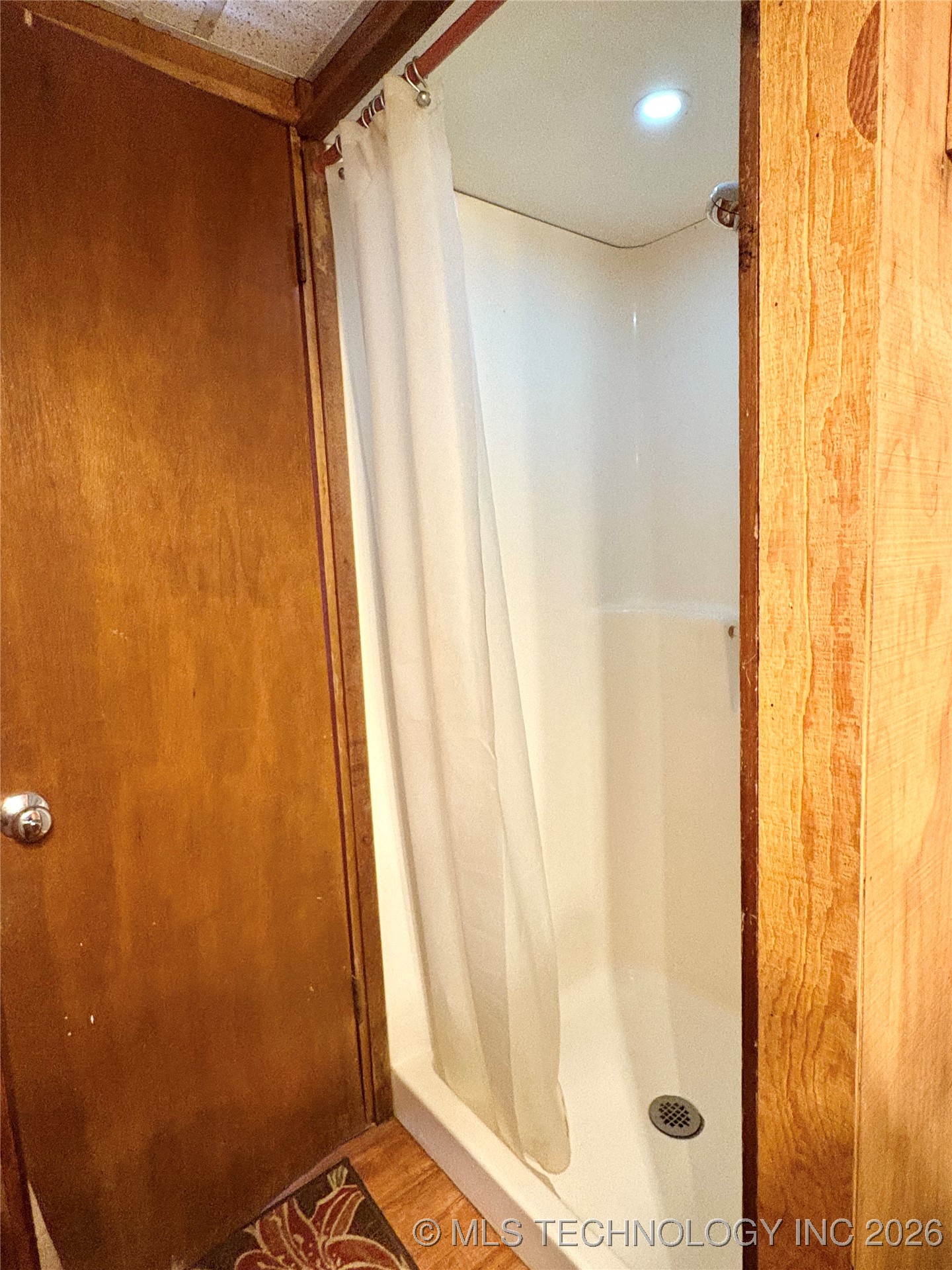 979 County Line Road Property Photo 27