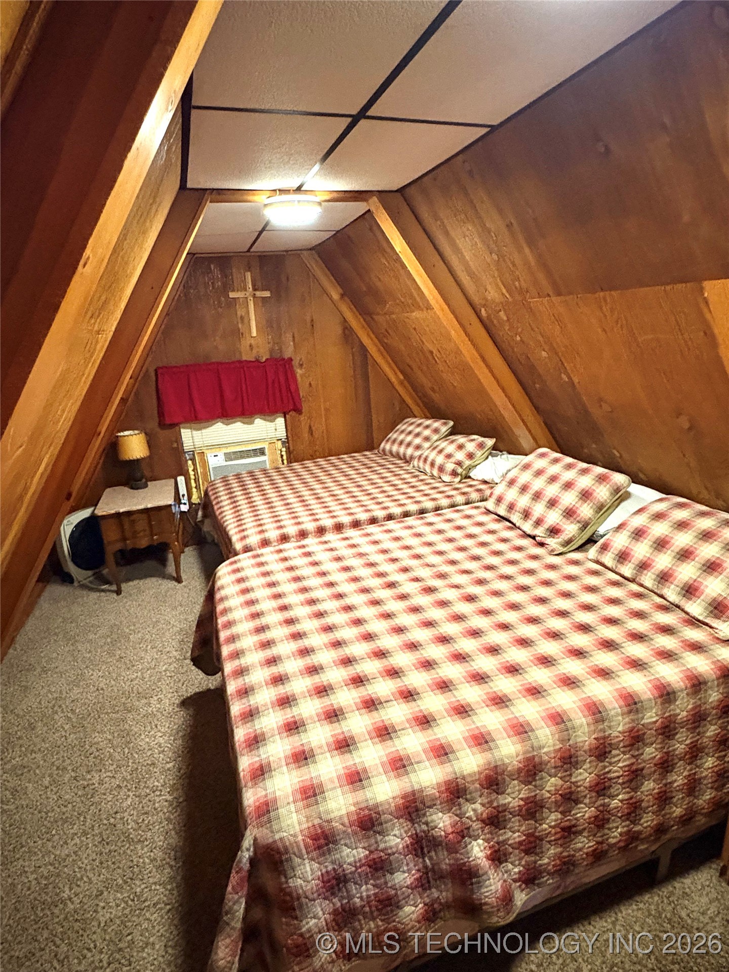 979 County Line Road Property Photo 28