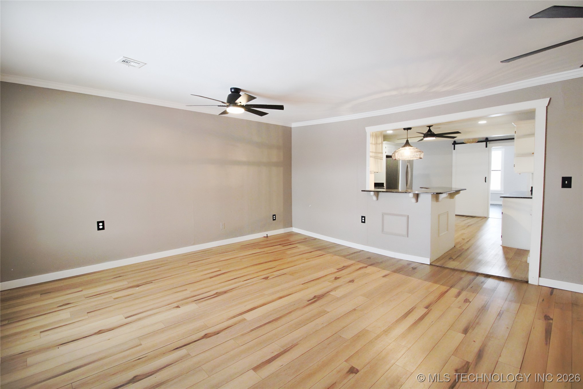 24460 S 200 Road Property Photo 4