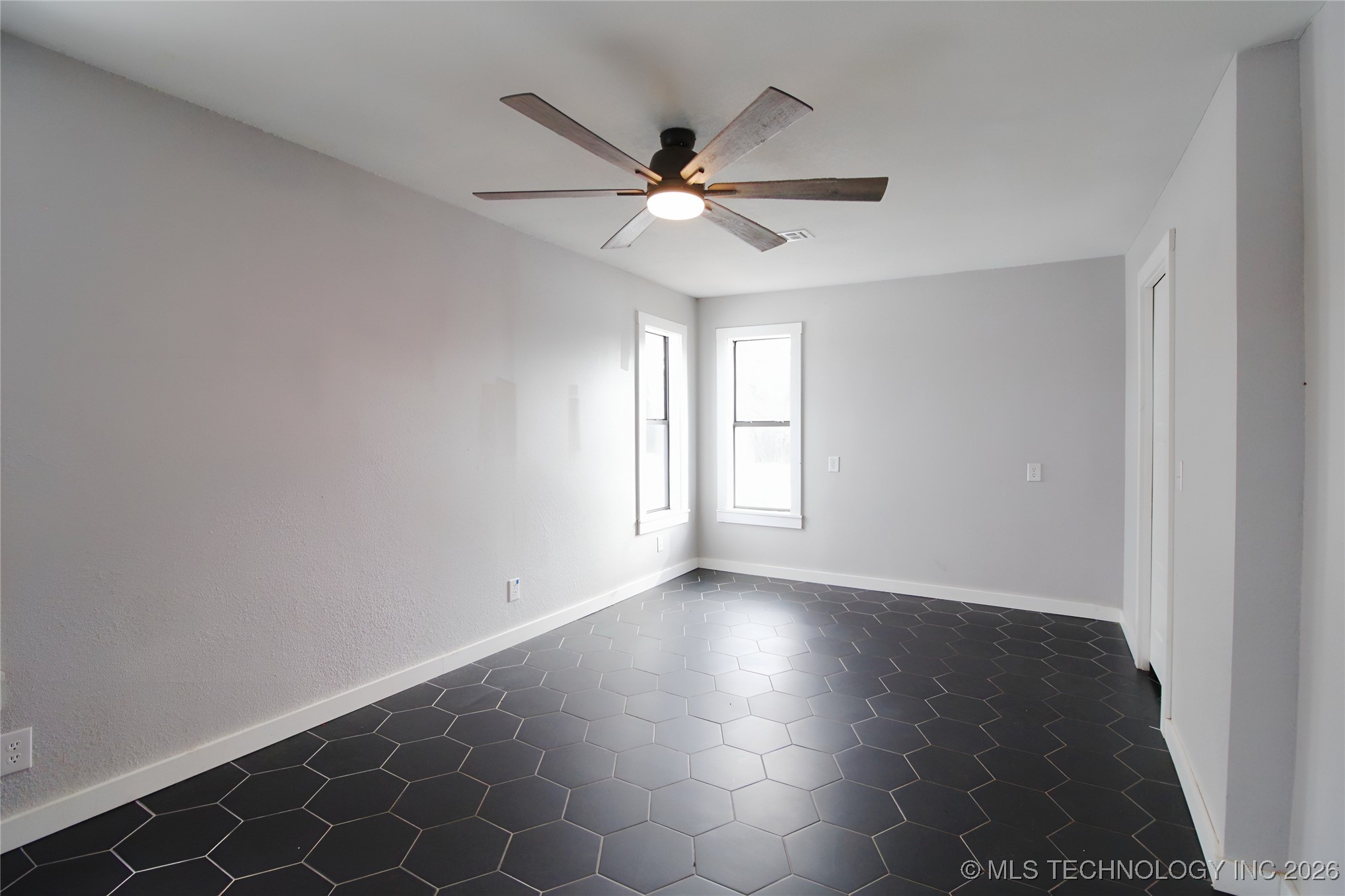 24460 S 200 Road Property Photo 16