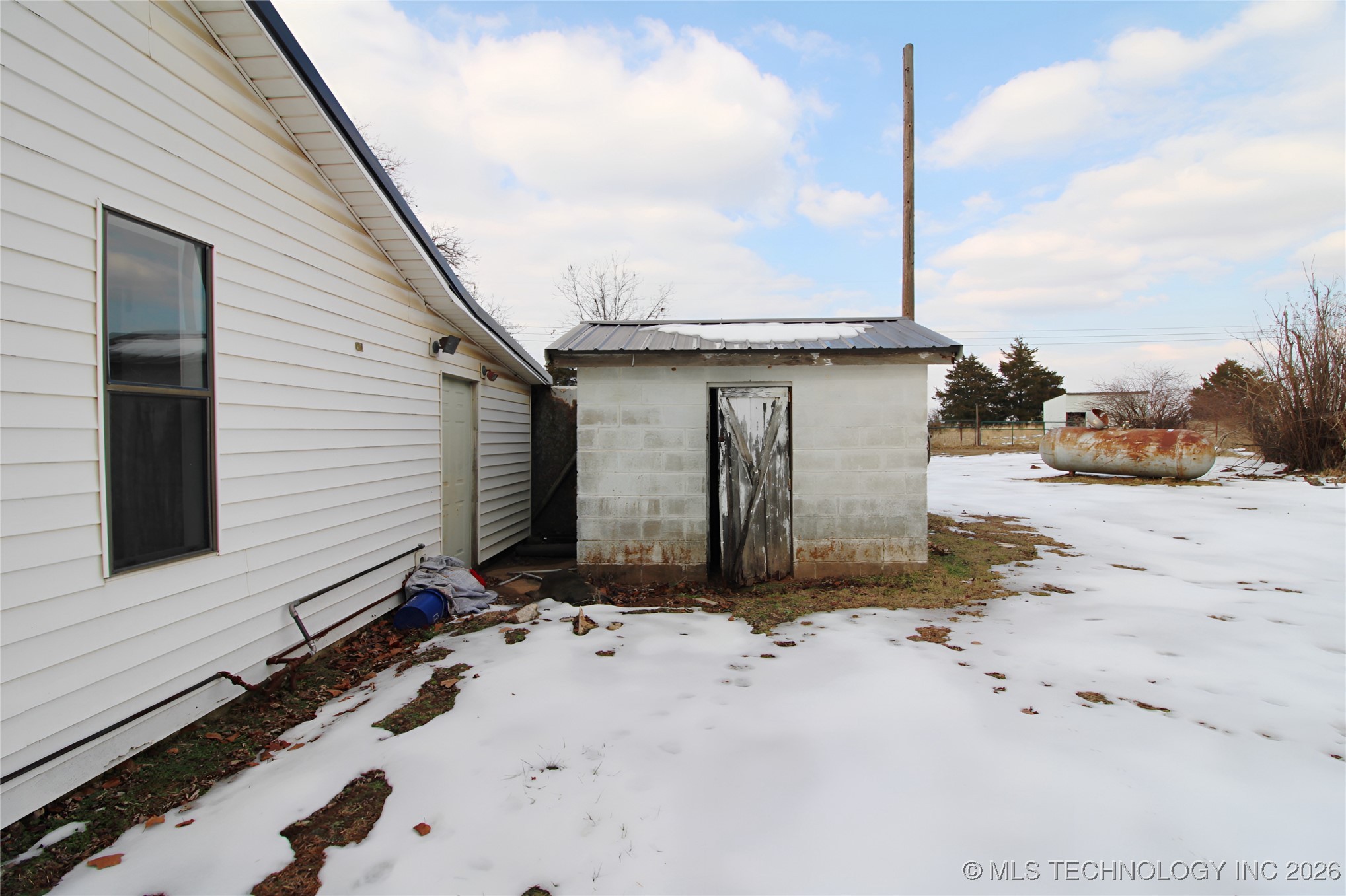 24460 S 200 Road Property Photo 26