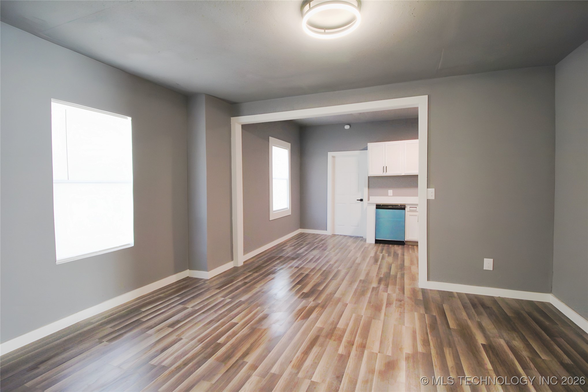 717 N Alabama Avenue Property Photo 9