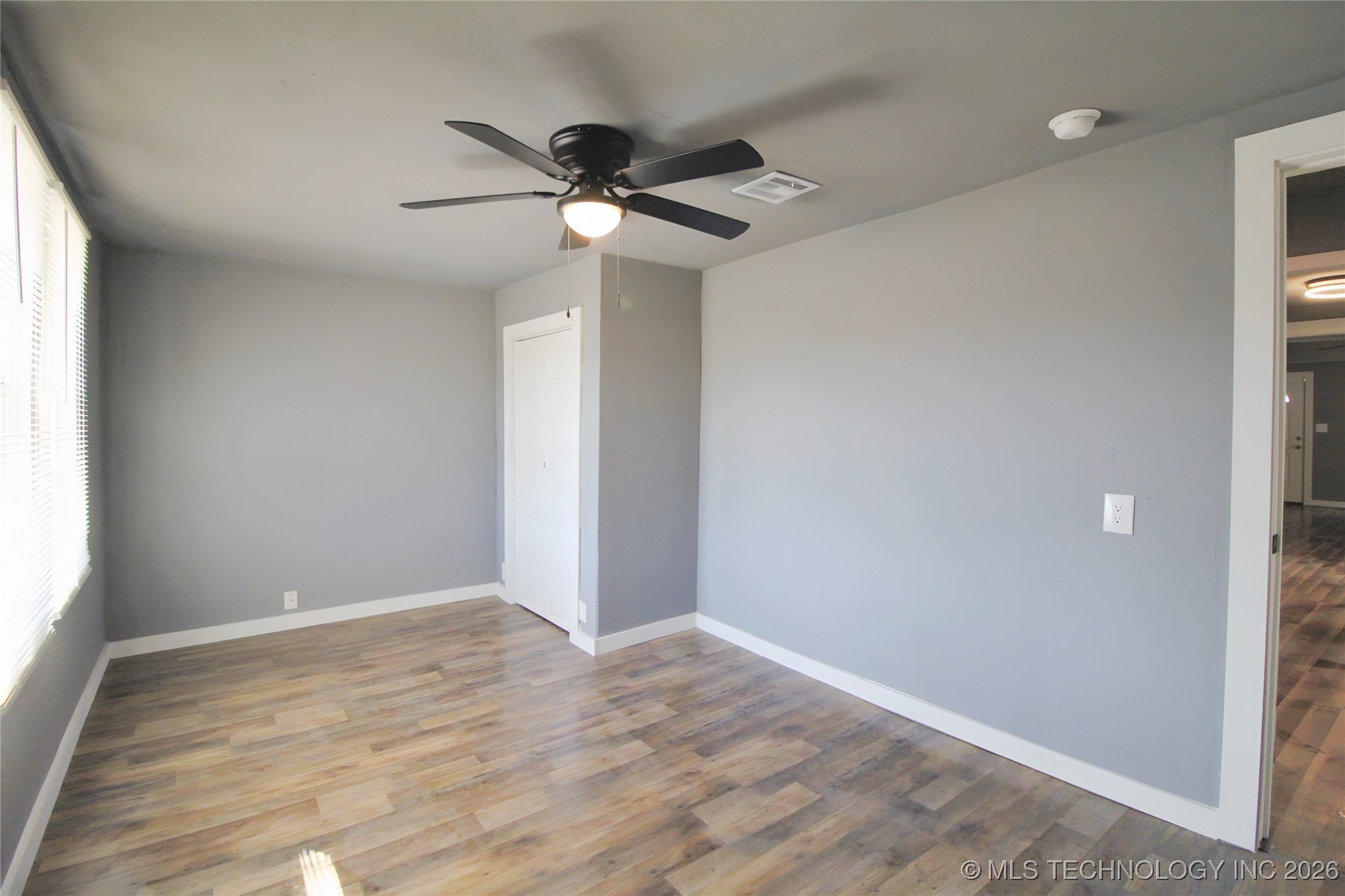 717 N Alabama Avenue Property Photo 12