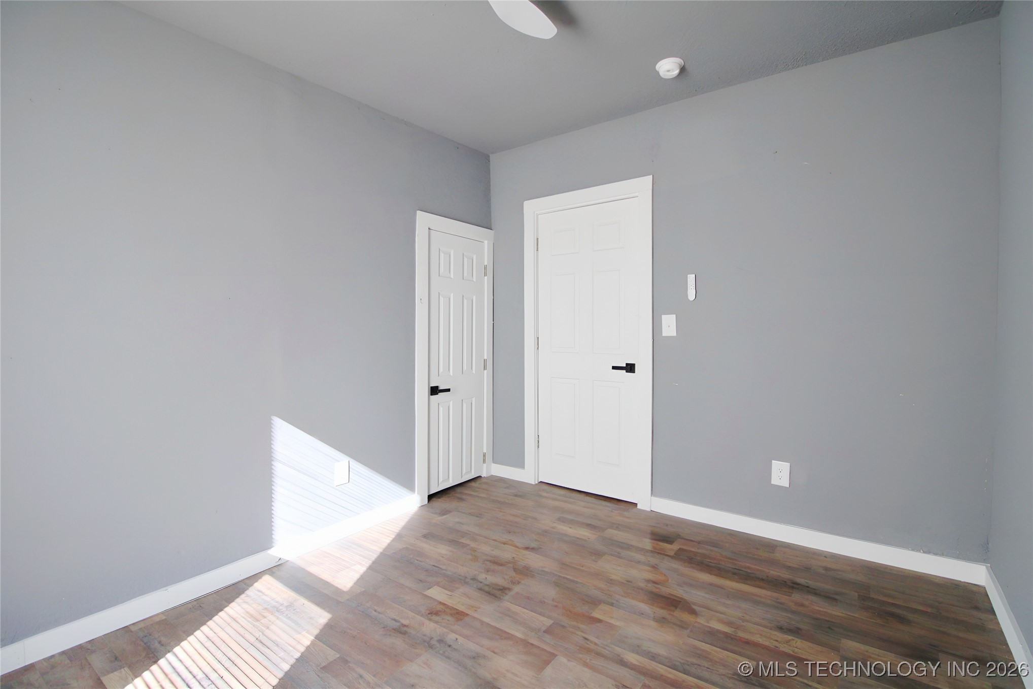 717 N Alabama Avenue Property Photo 18