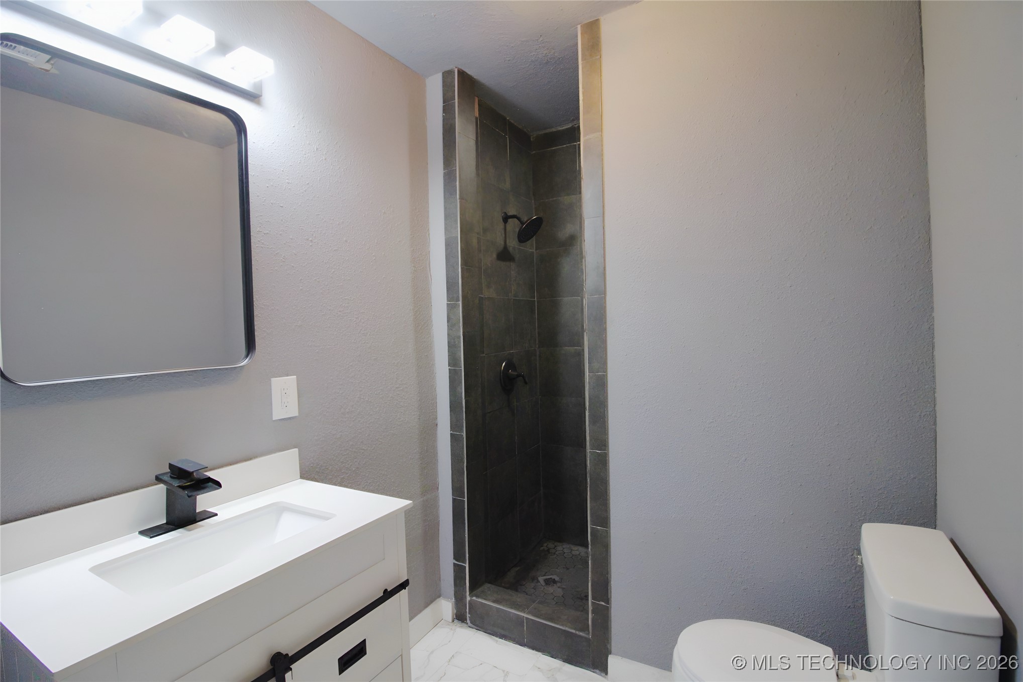 717 N Alabama Avenue Property Photo 20