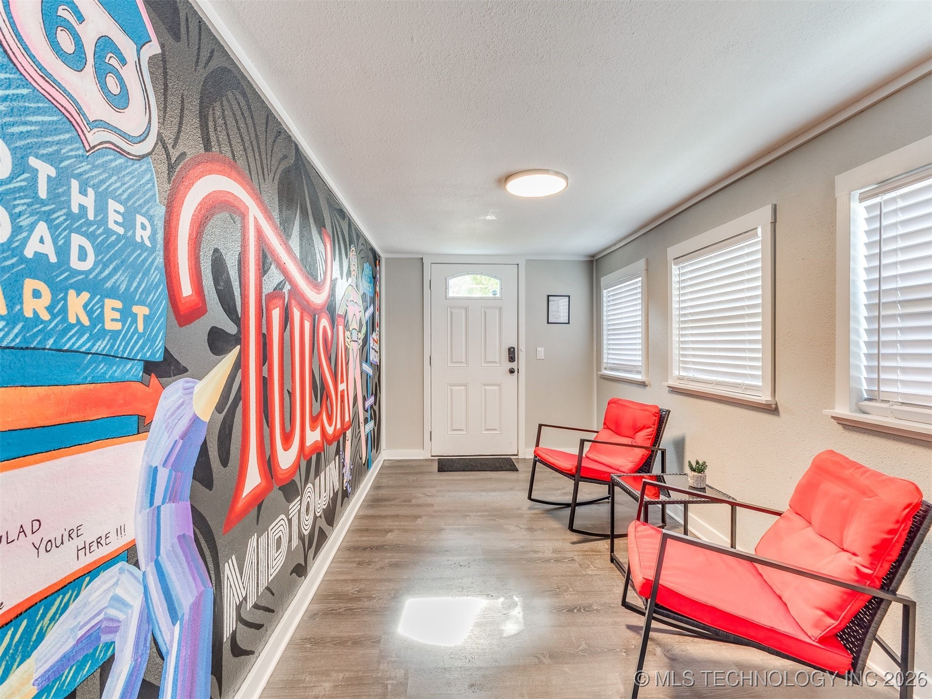 3819 E 15th Street Property Photo 2