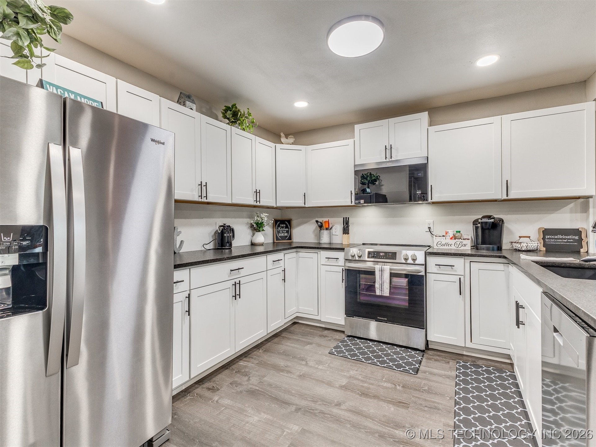 3819 E 15th Street Property Photo 10